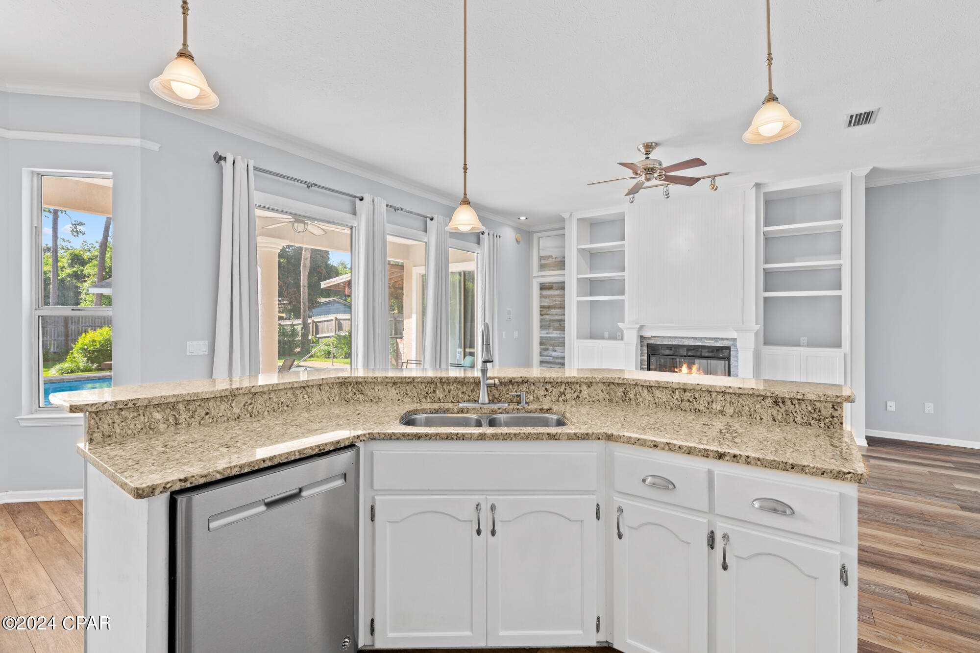 111 Palm Harbour Boulevard