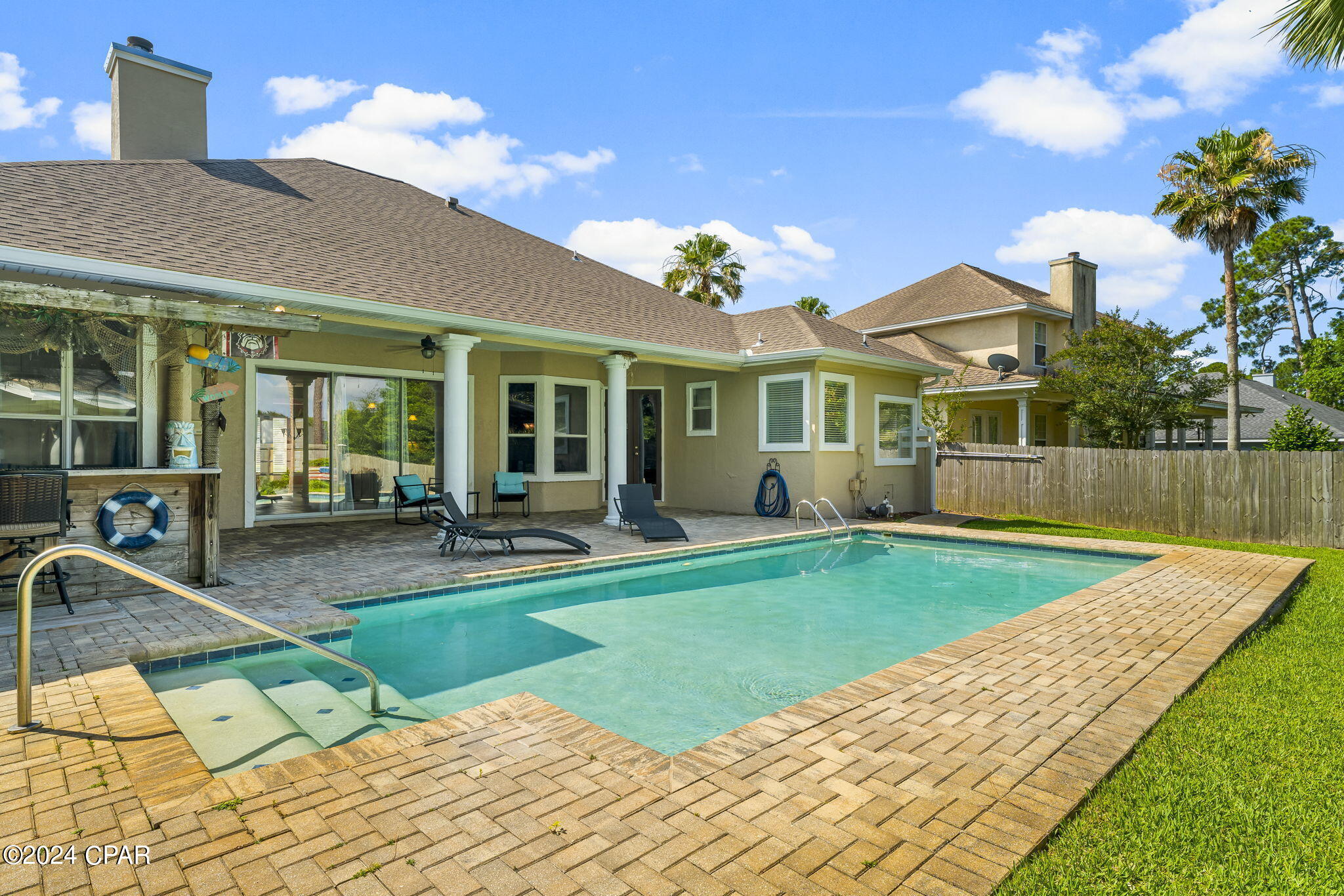 111 Palm Harbour Boulevard