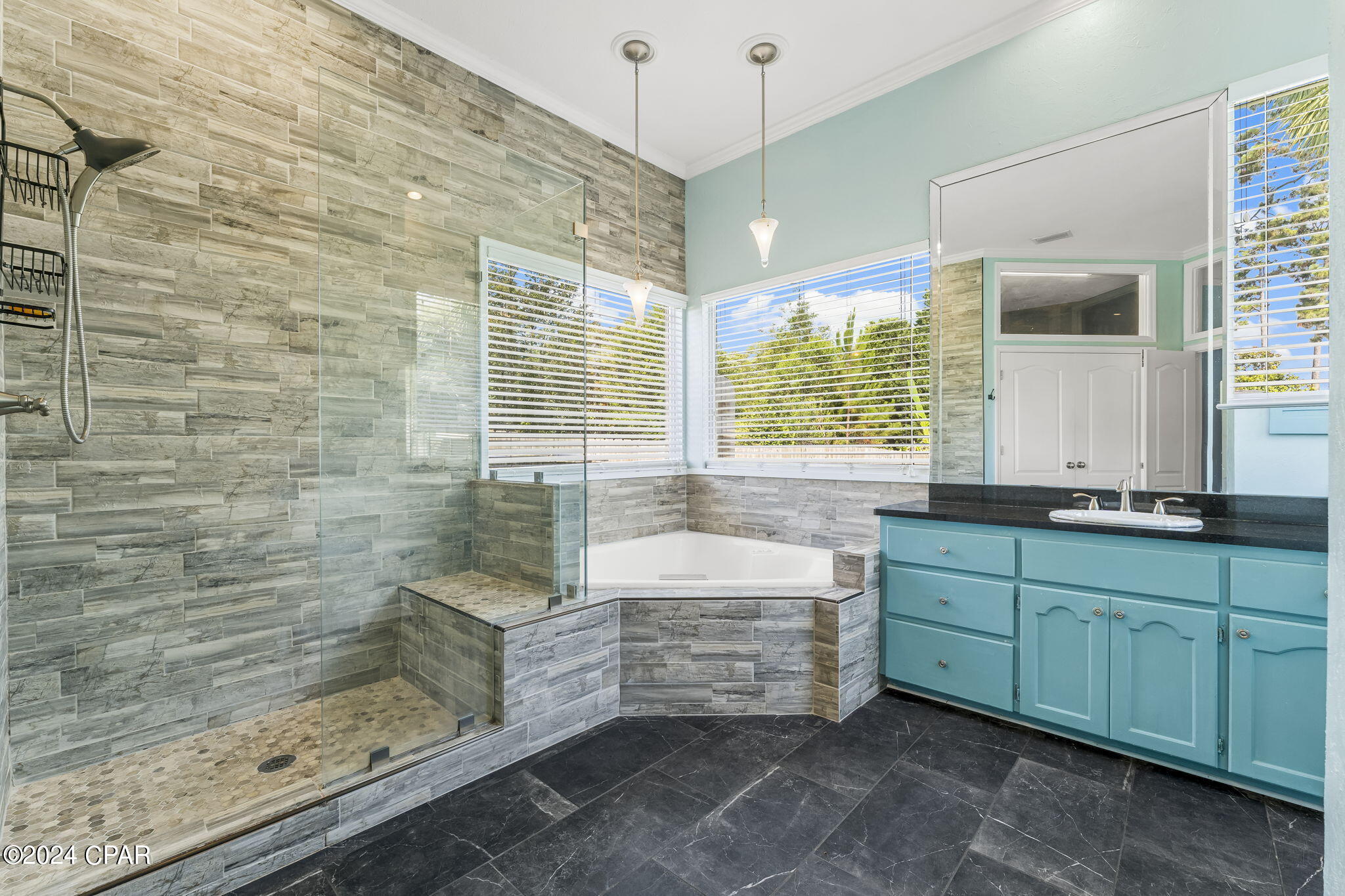 111 Palm Harbour Boulevard