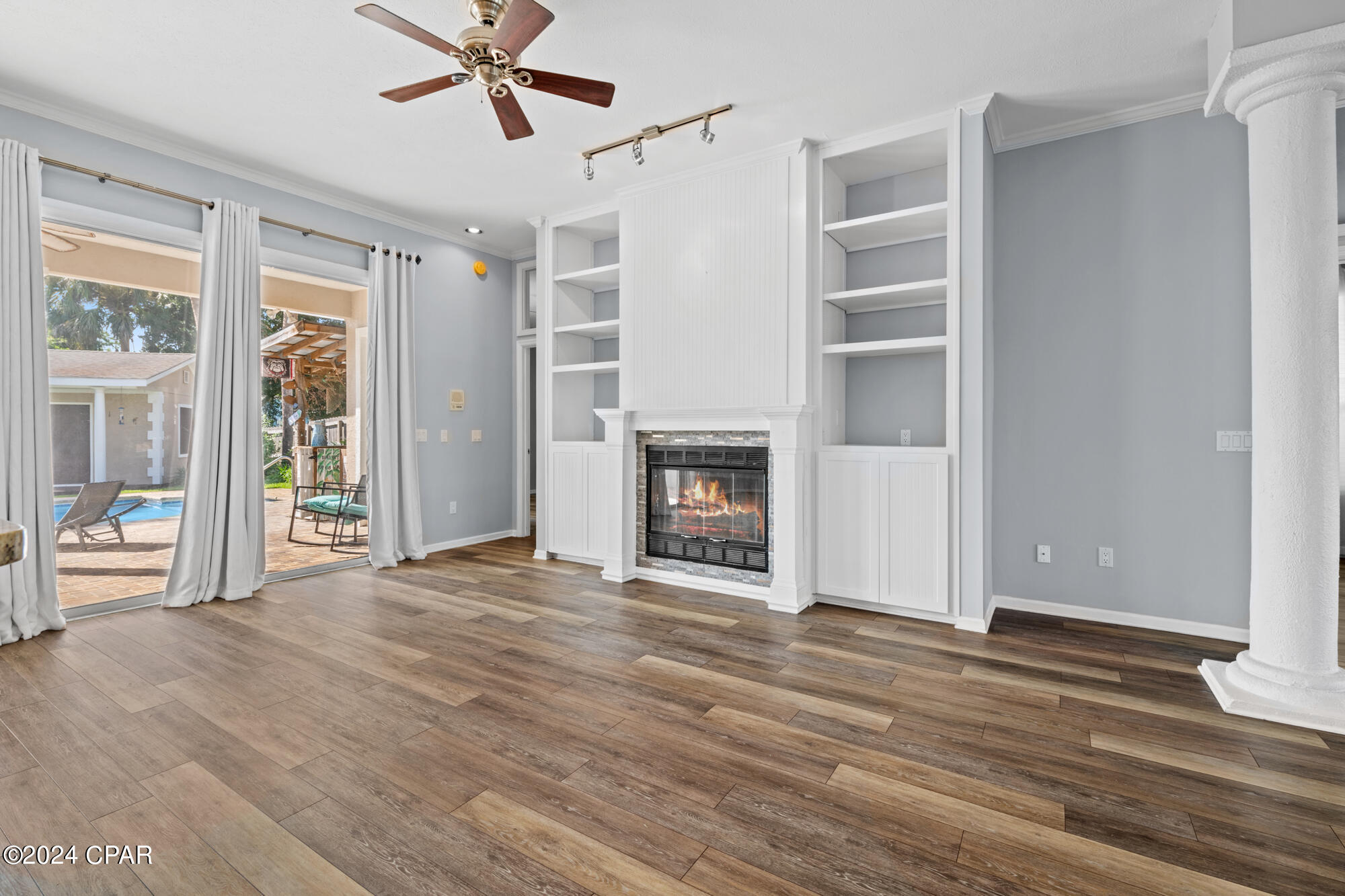 111 Palm Harbour Boulevard