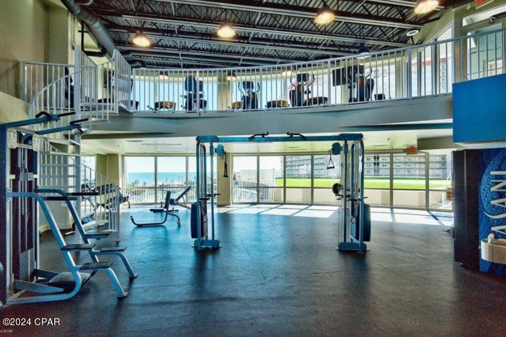 9860 S Thomas Drive 1218