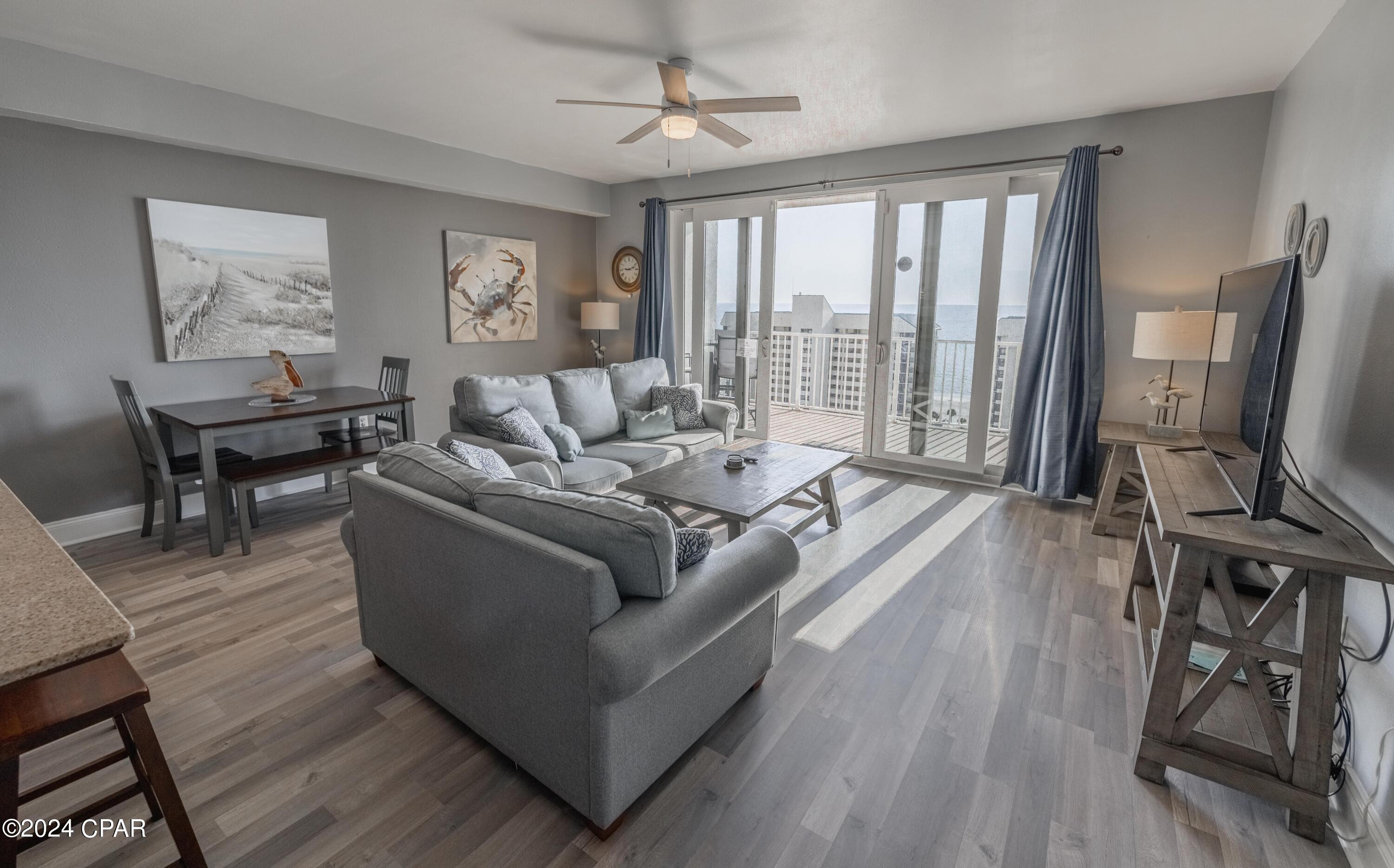 9860 S Thomas Drive 1218