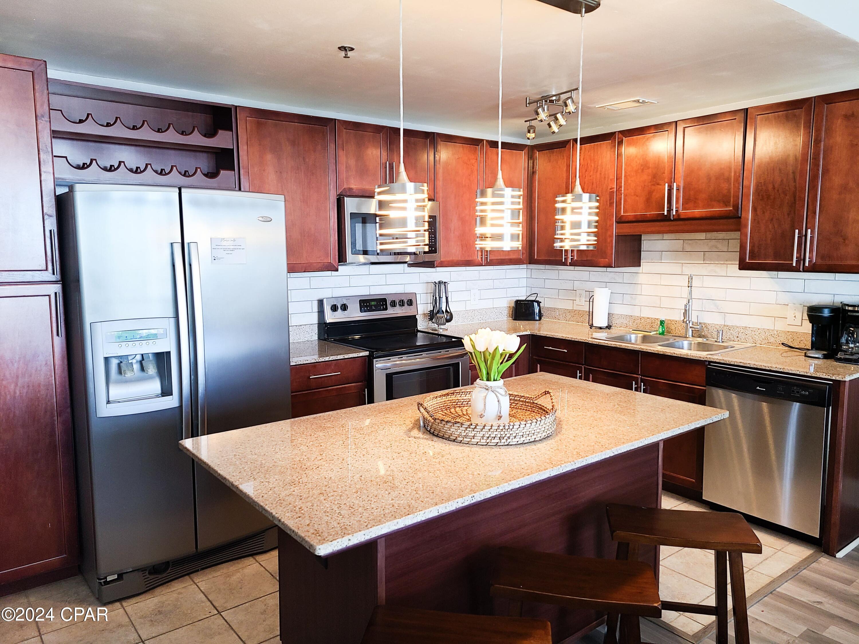 9860 S Thomas Drive 1218