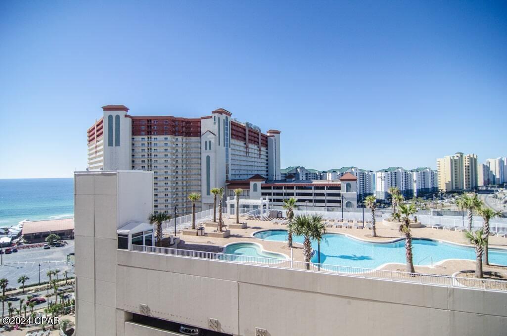 9860 S Thomas Drive 1218