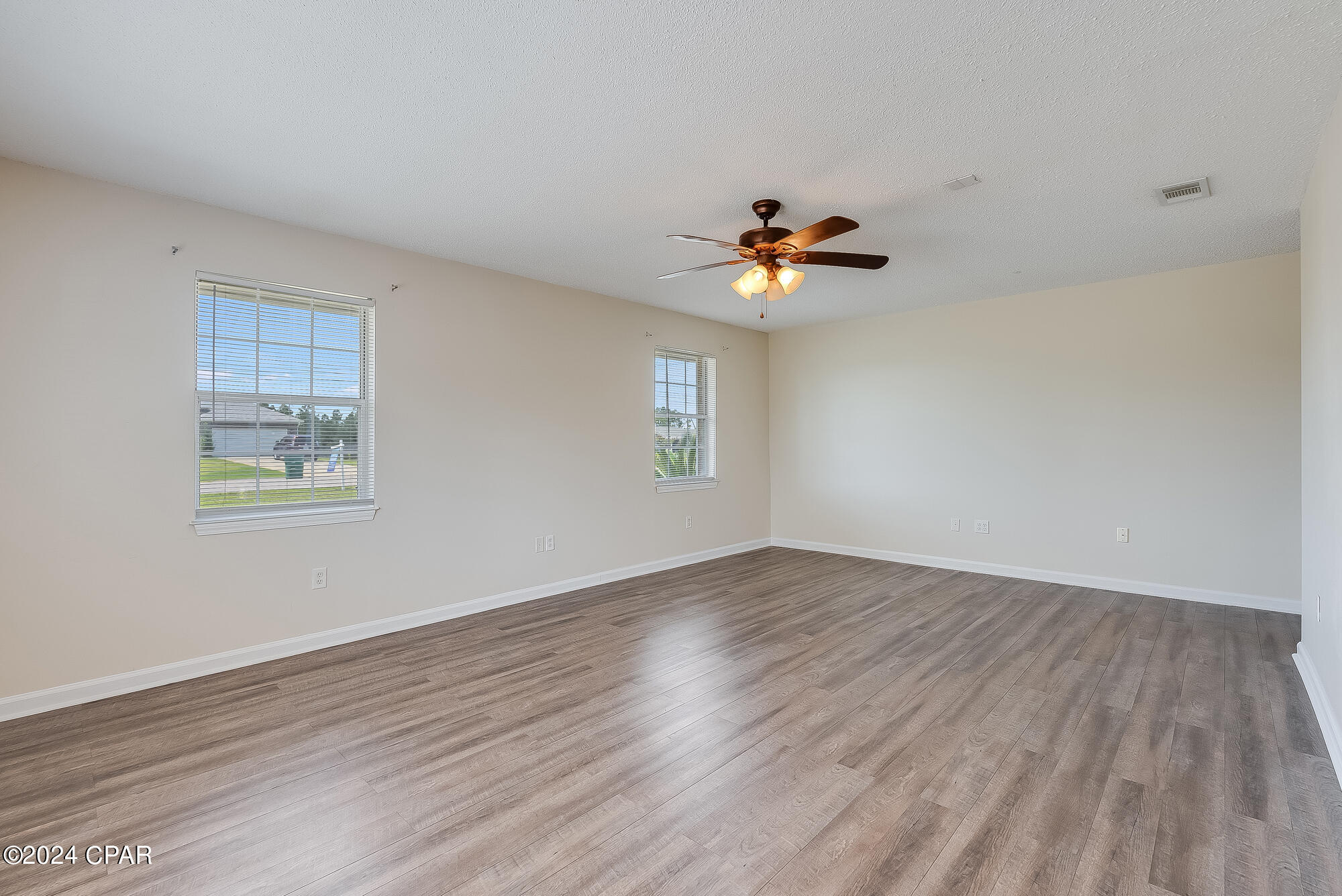 1405 W Park Lane