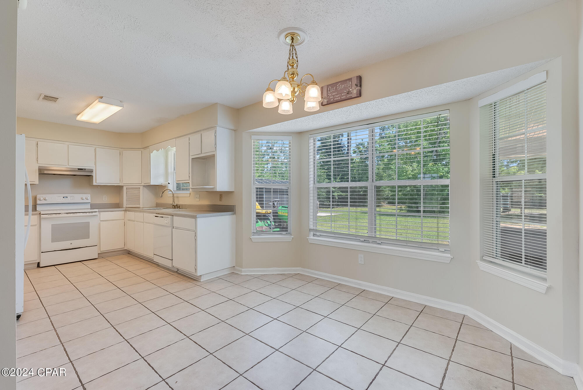 1405 W Park Lane