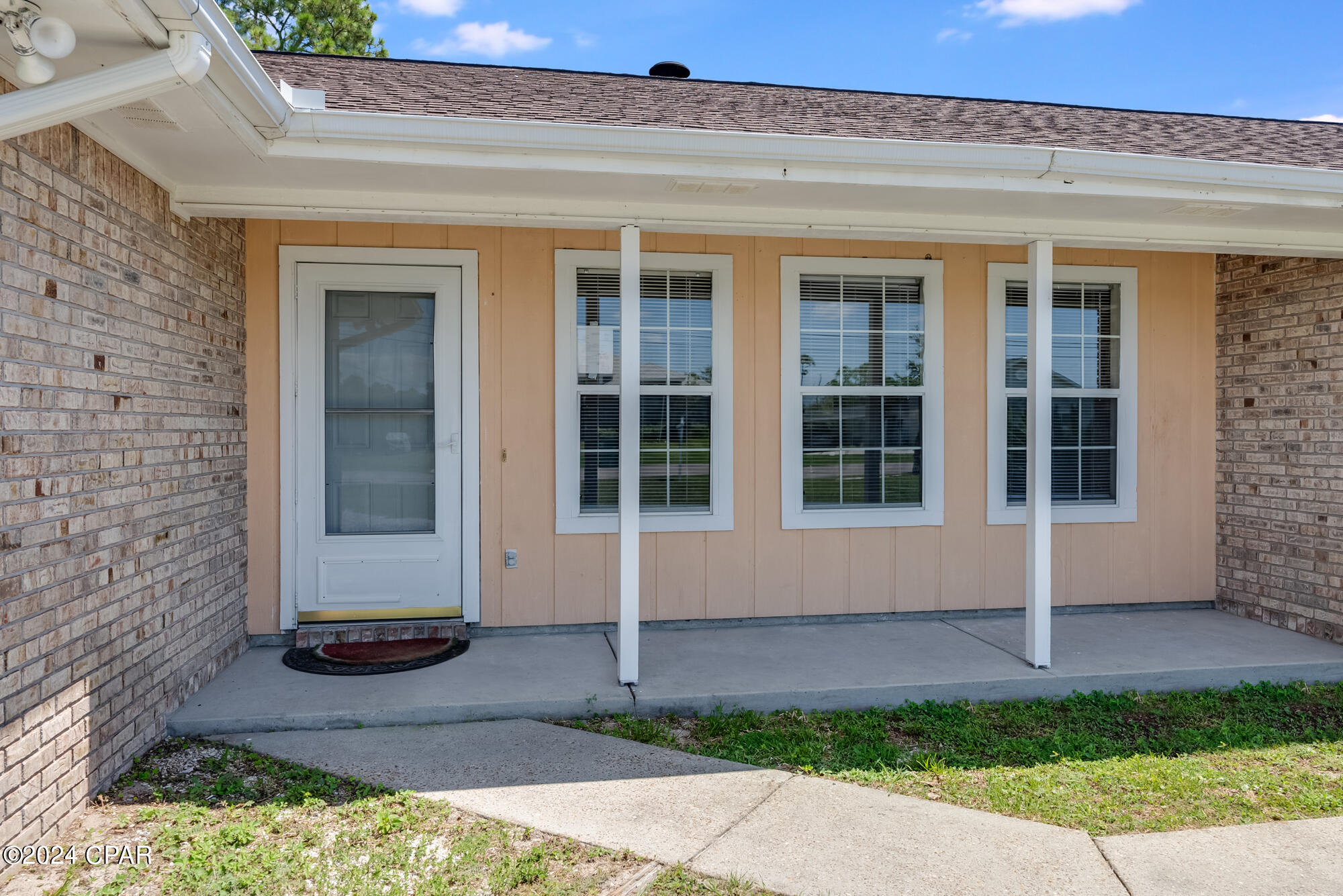1405 W Park Lane