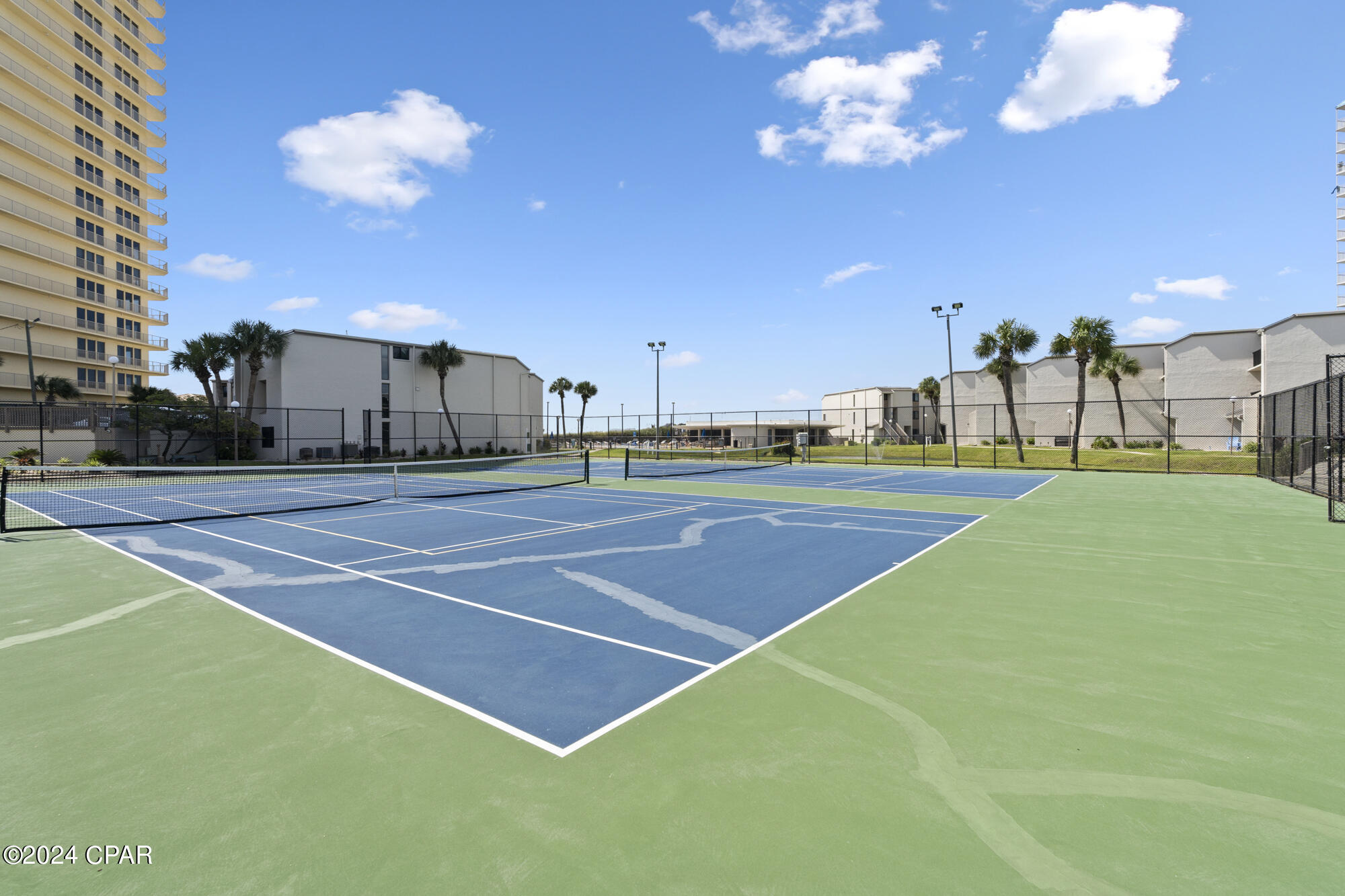 8727 Thomas Drive E-4