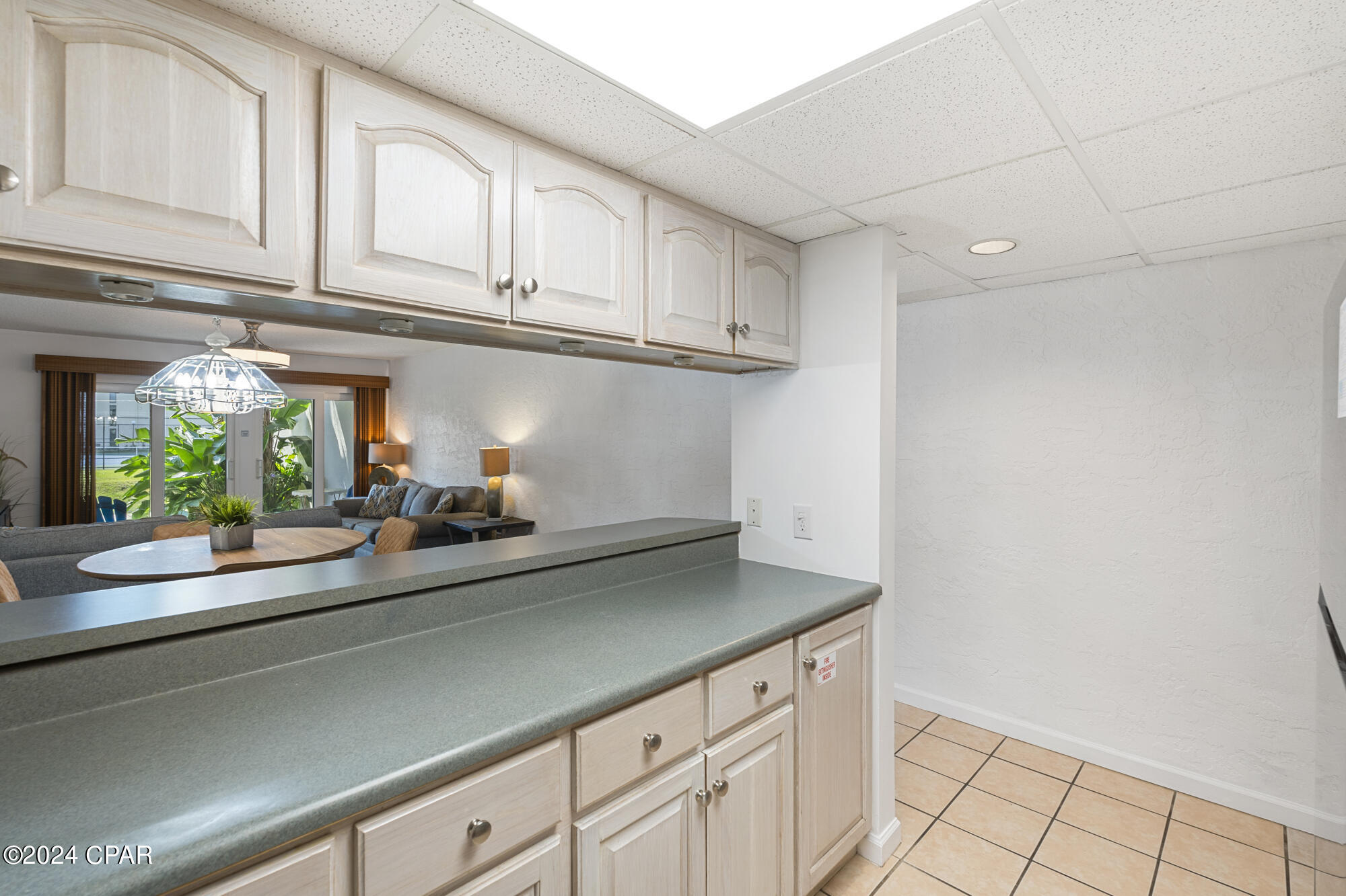 8727 Thomas Drive E-4