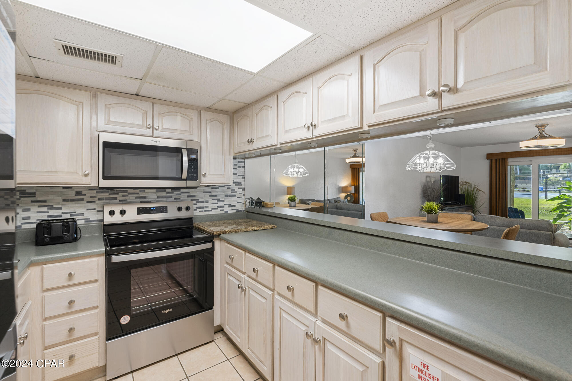 8727 Thomas Drive E-4