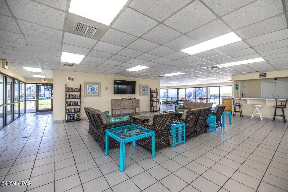 8727 Thomas Drive E-4