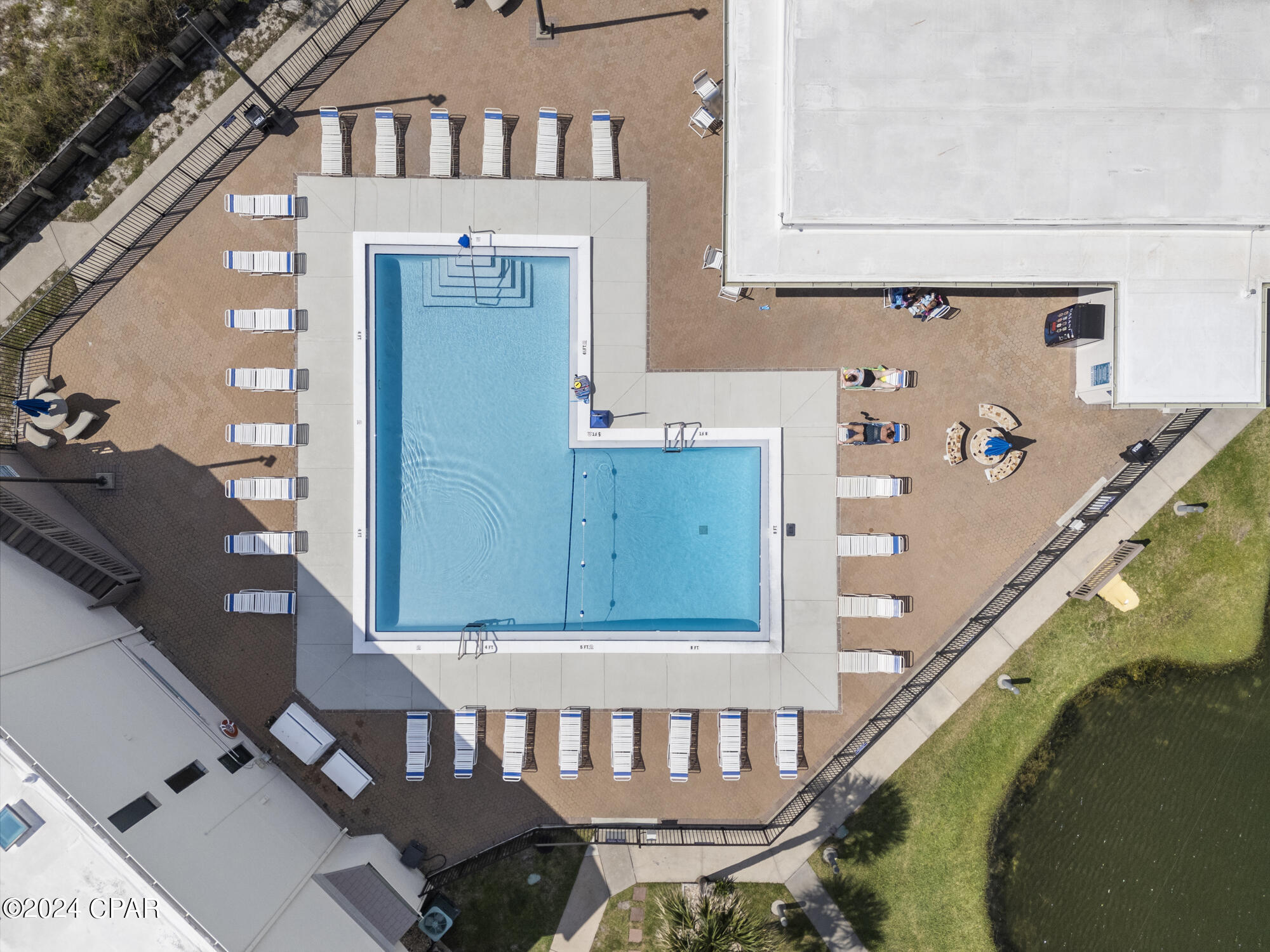 8727 Thomas Drive E-4