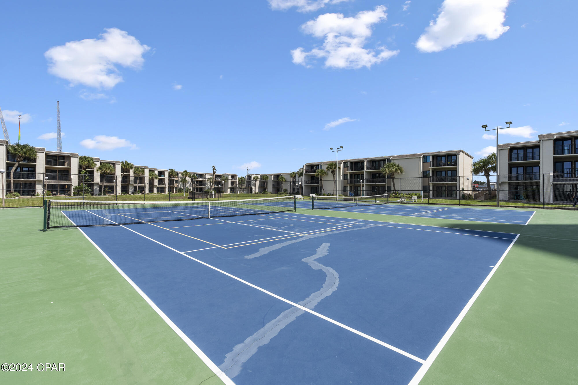 8727 Thomas Drive E-4