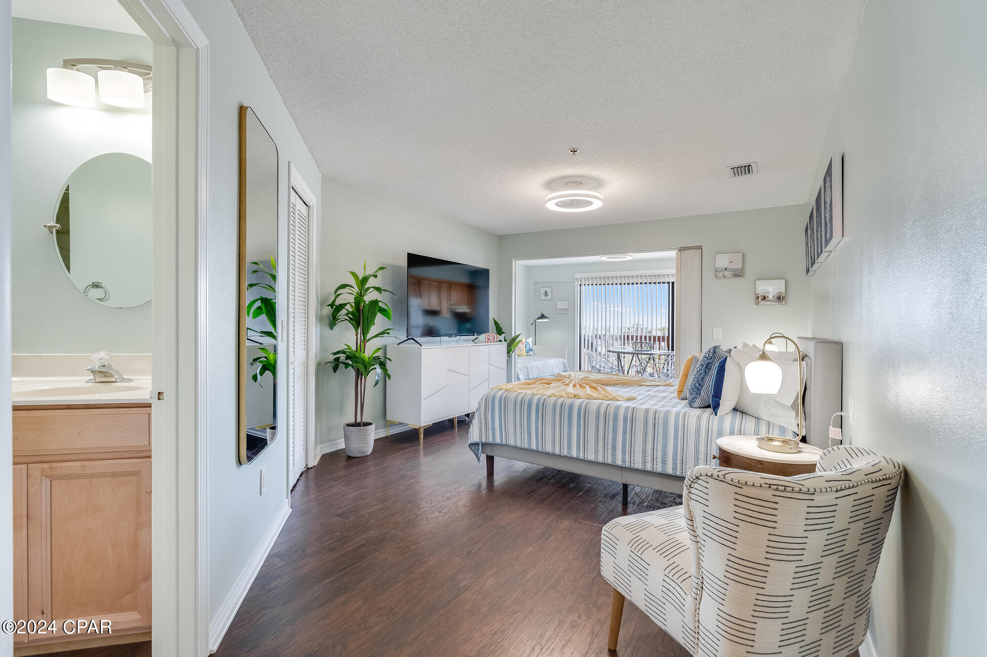 8730 Thomas Drive 1303-C