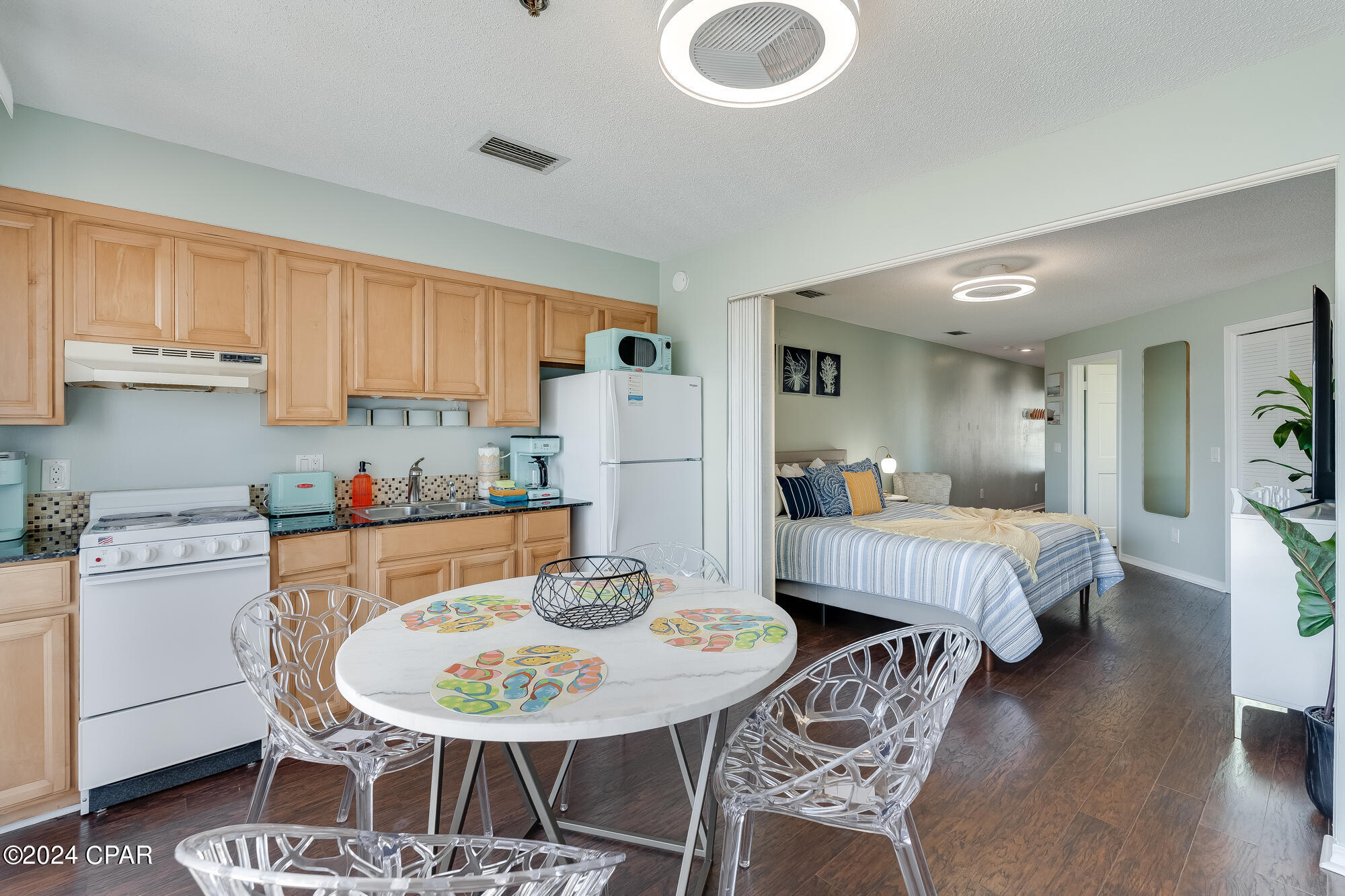 8730 Thomas Drive 1303-C