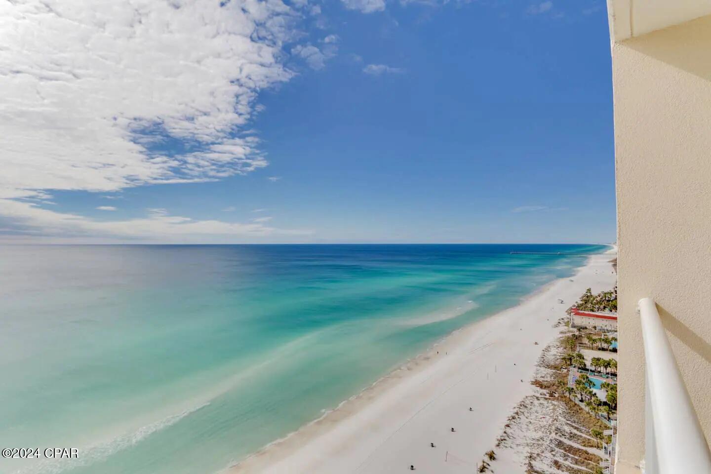 7205 Thomas Drive E1202