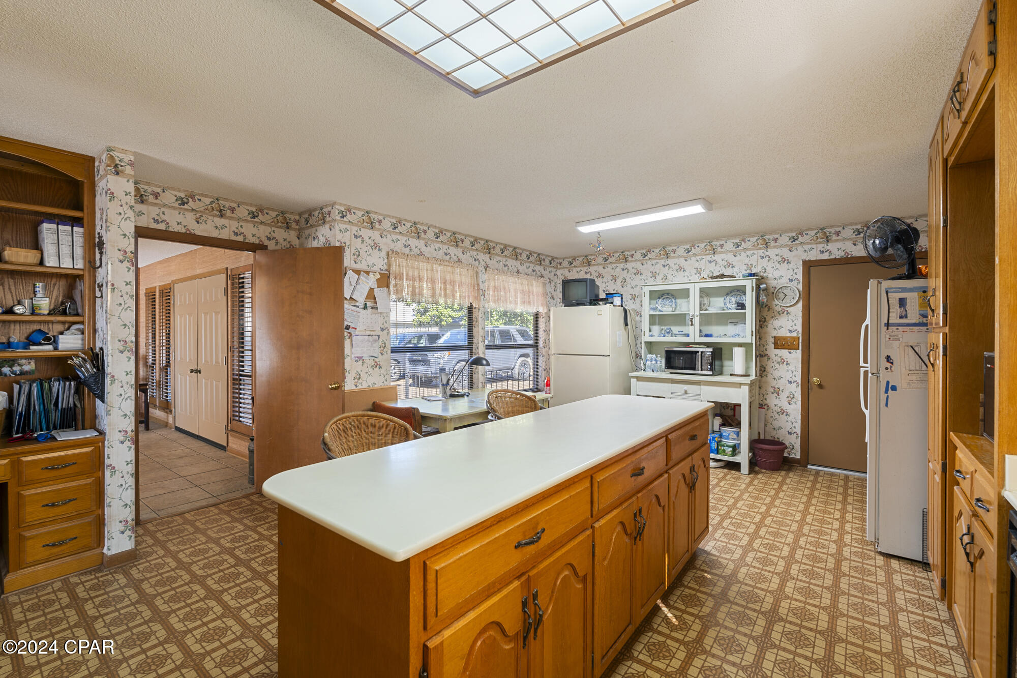 8713 N Lagoon Drive