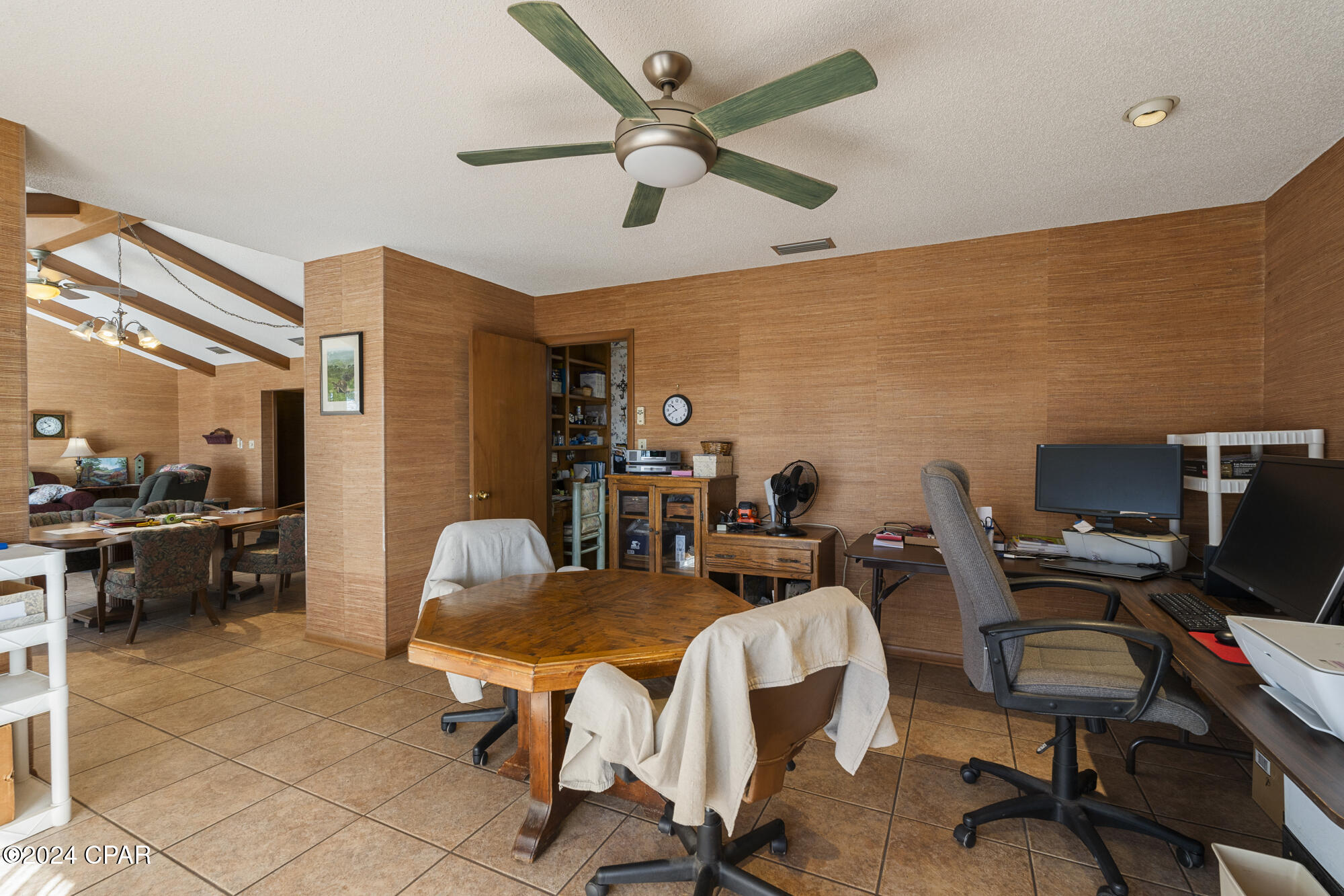 8713 N Lagoon Drive