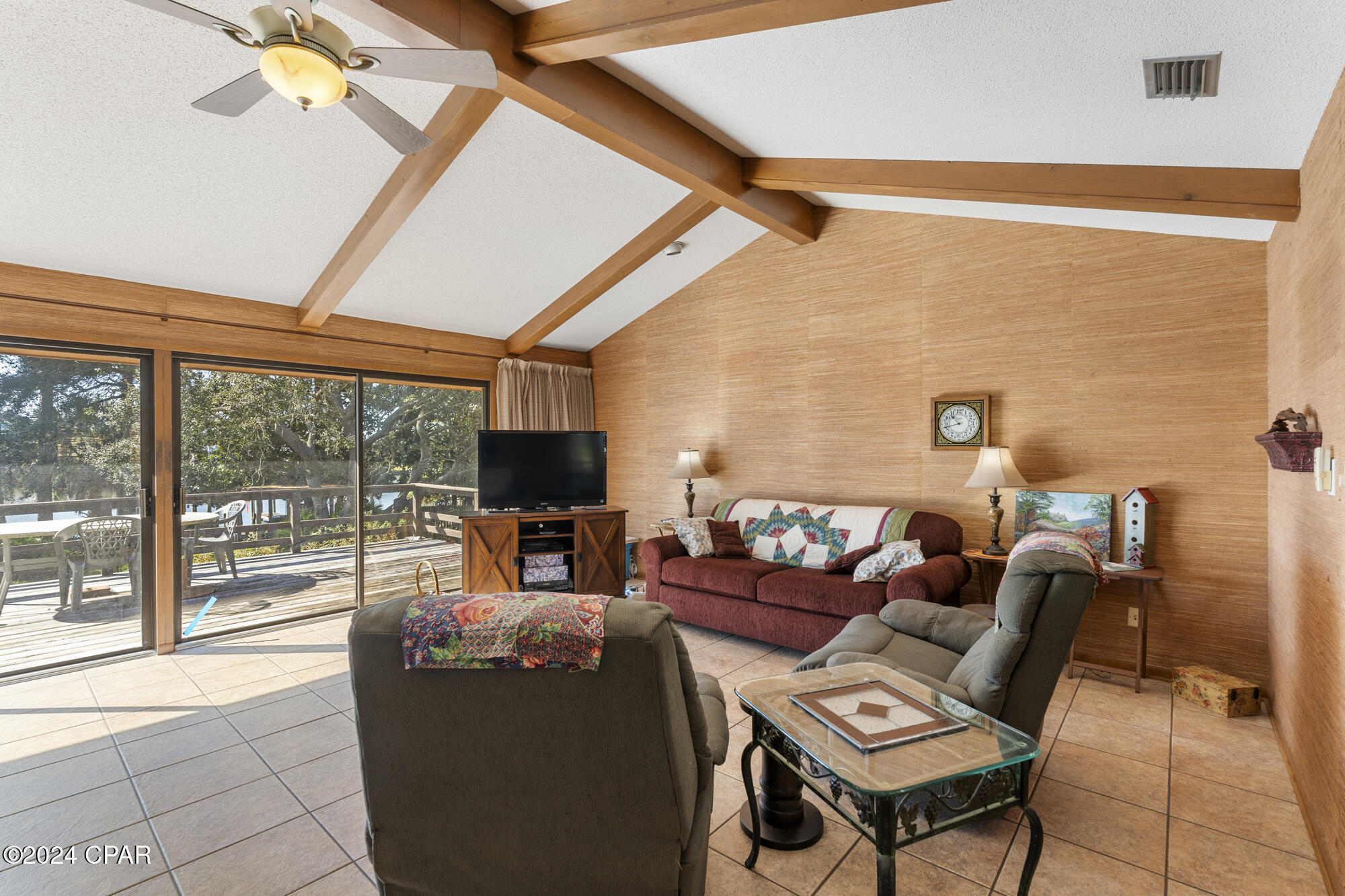 8713 N Lagoon Drive