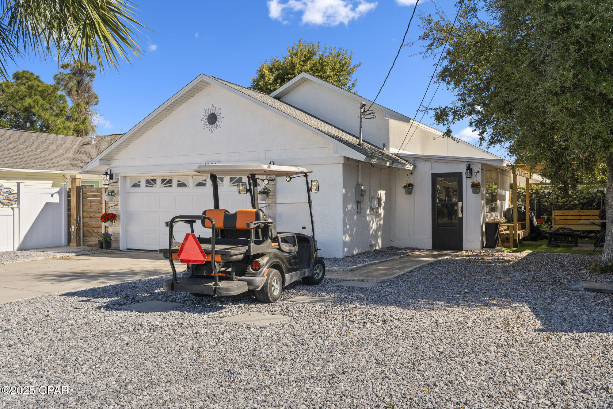 5524 Pinetree Avenue