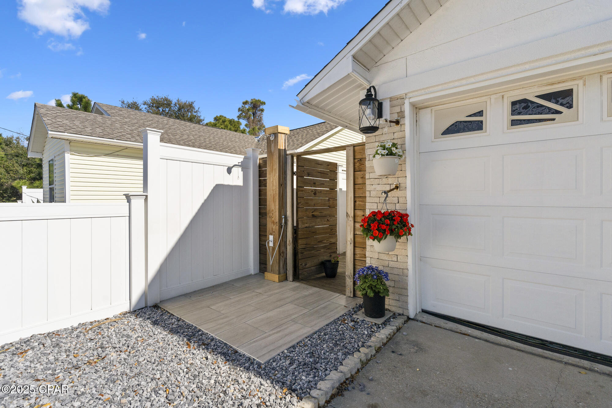 5524 Pinetree Avenue