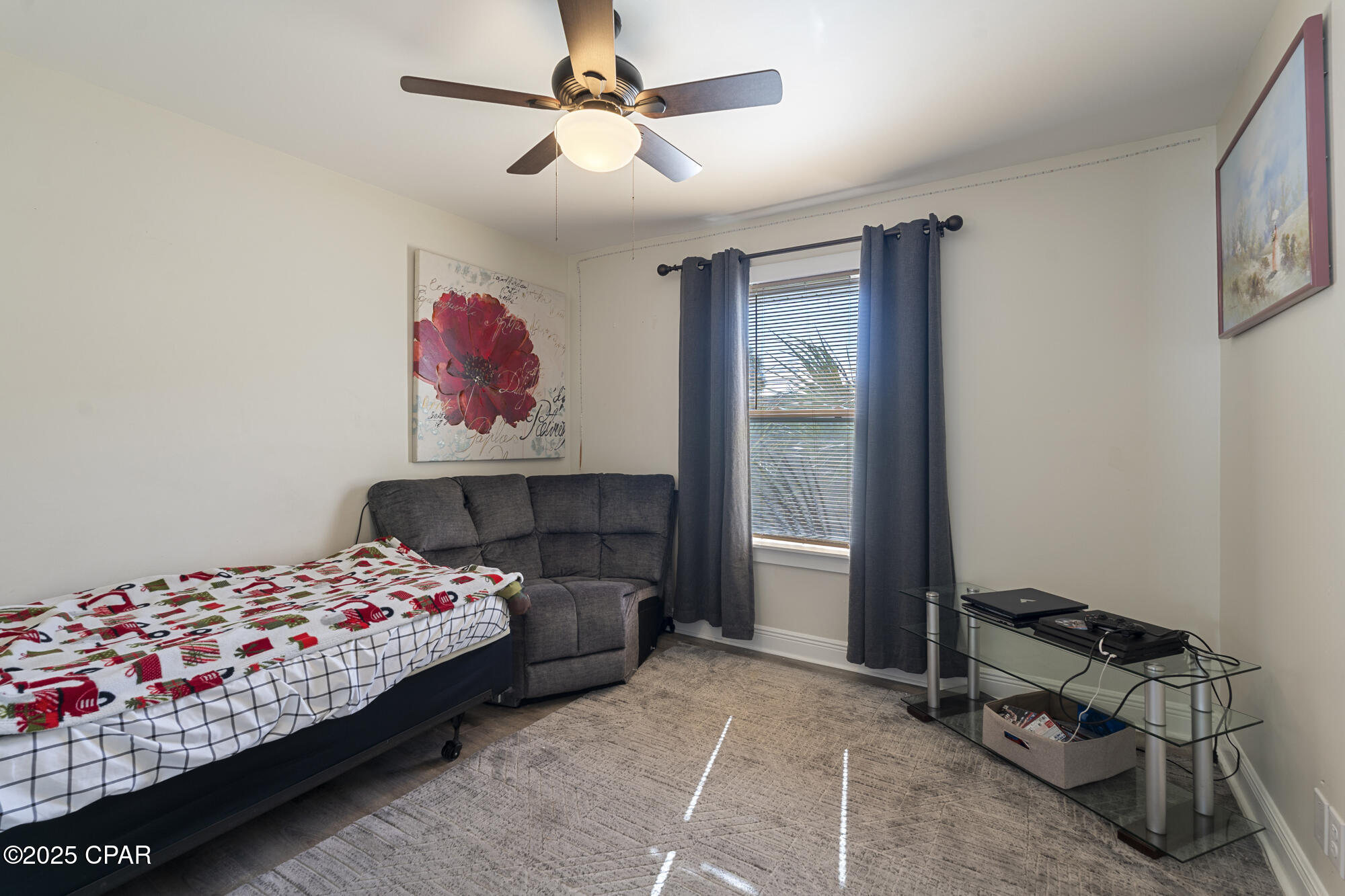 5524 Pinetree Avenue