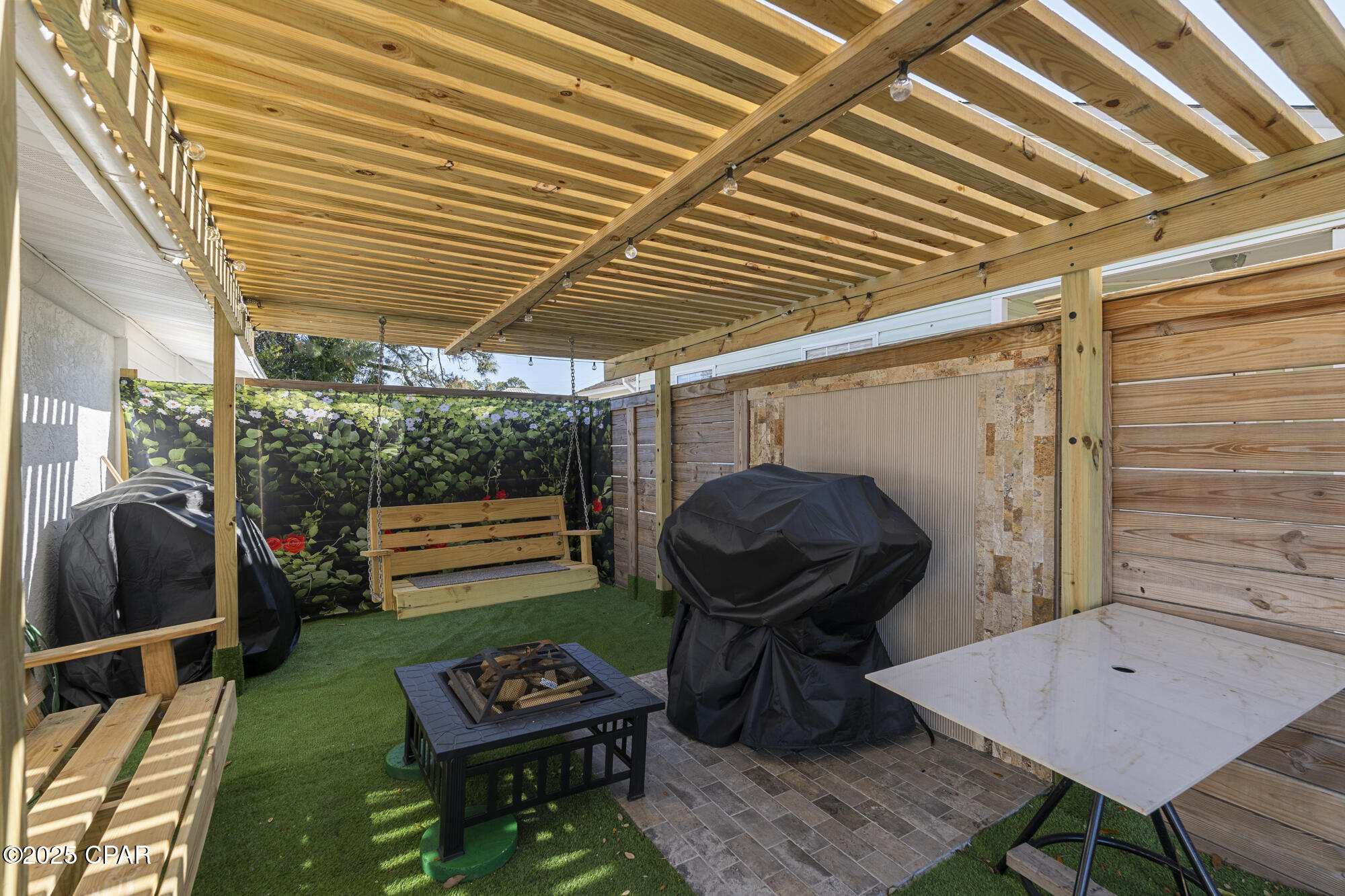 5524 Pinetree Avenue