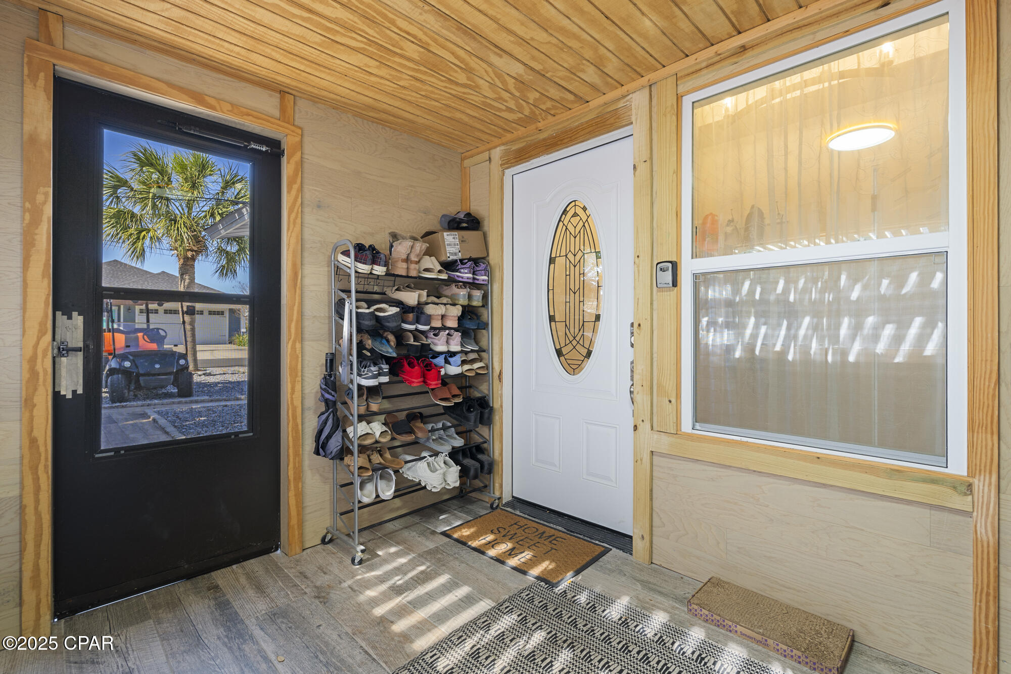 5524 Pinetree Avenue