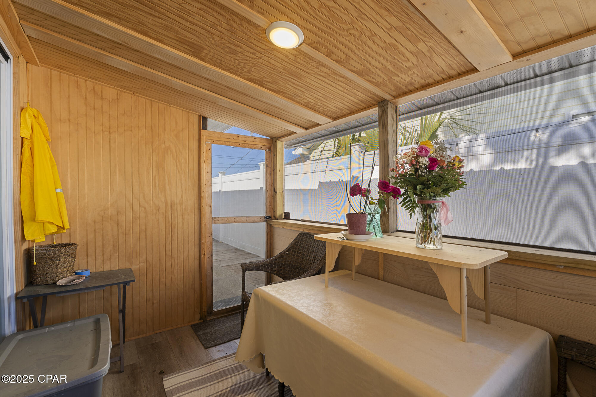 5524 Pinetree Avenue