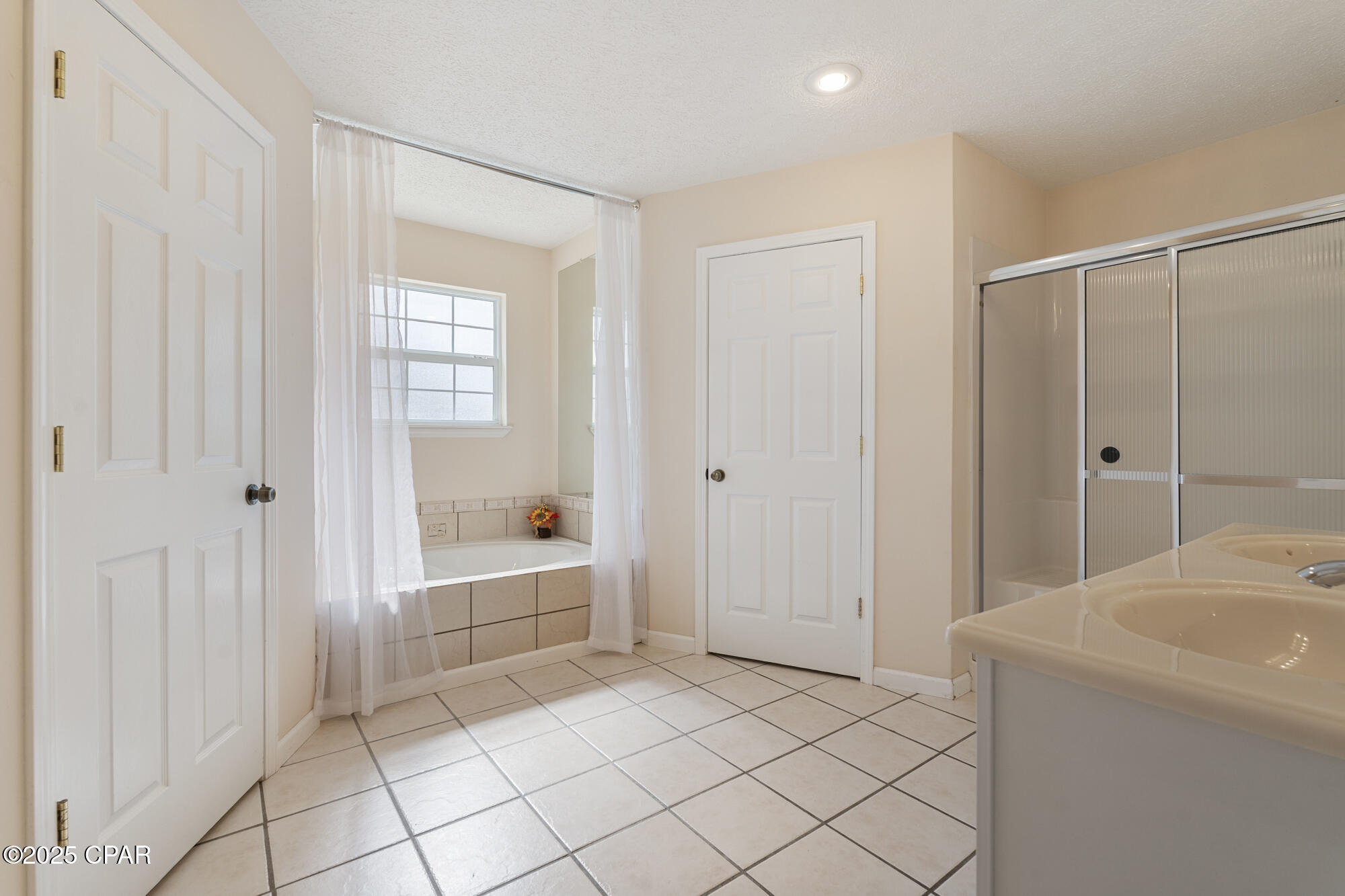 112 Grand Lagoon Shores Drive