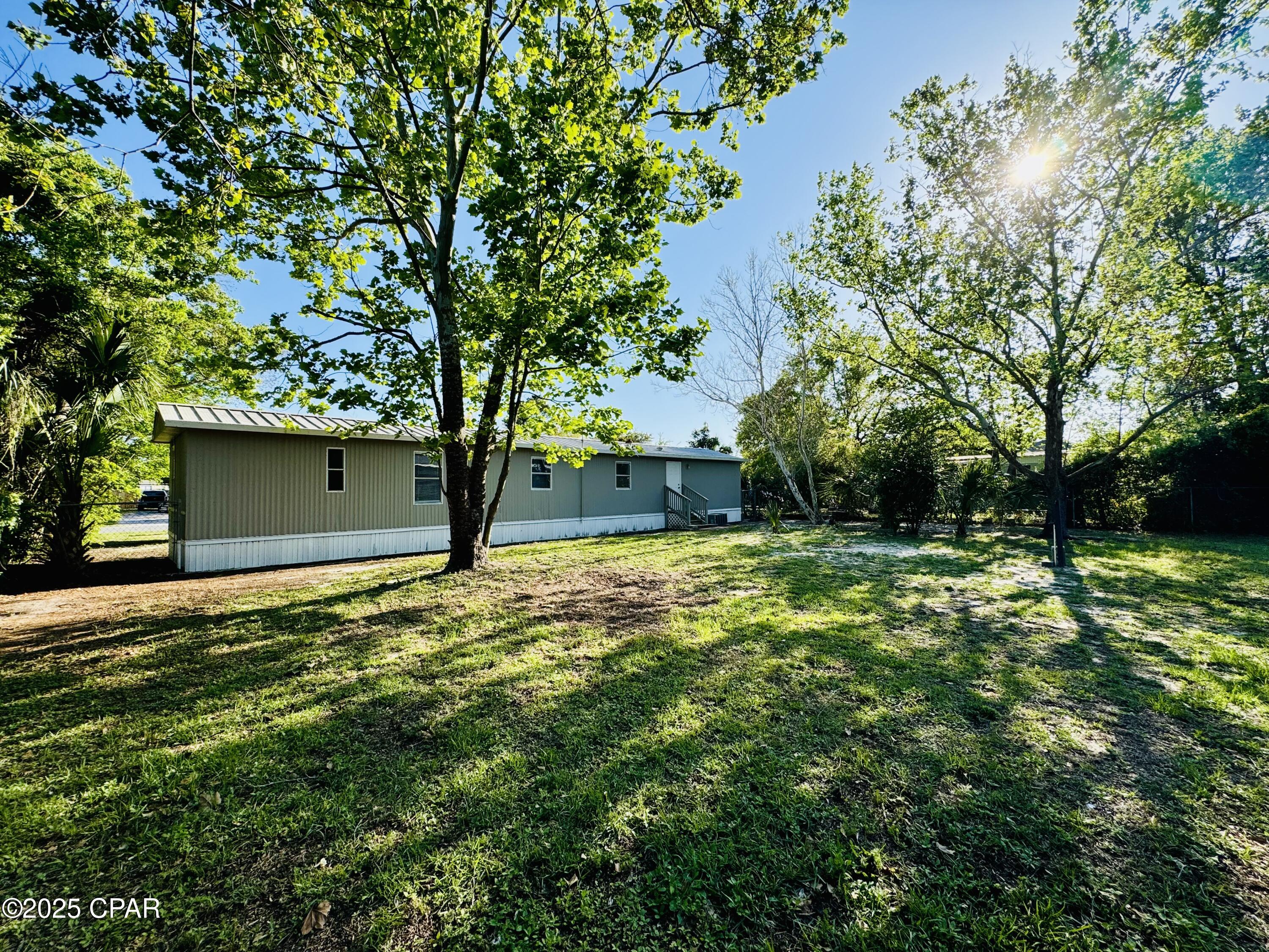 603 Live Oak Lane