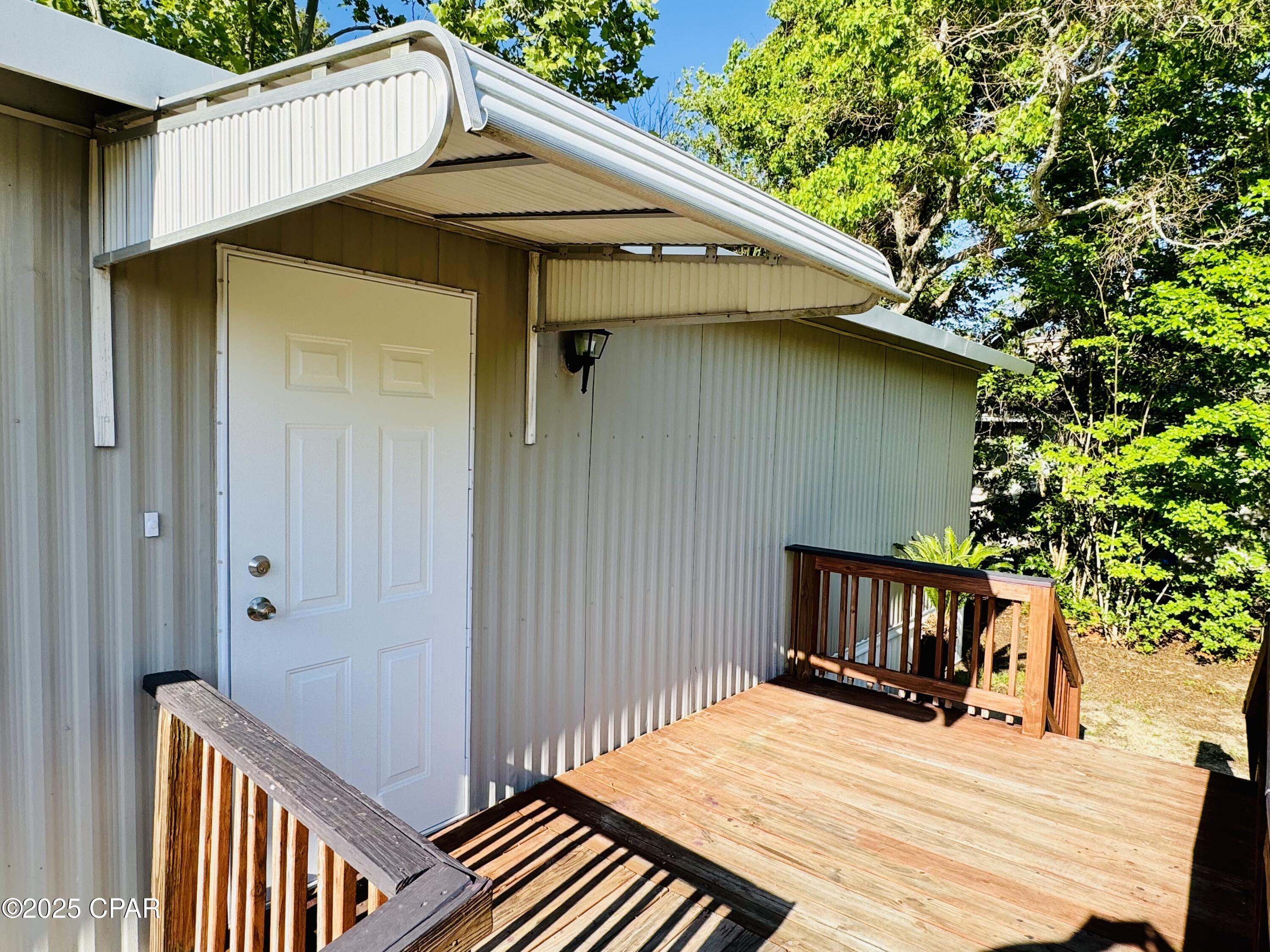 603 Live Oak Lane