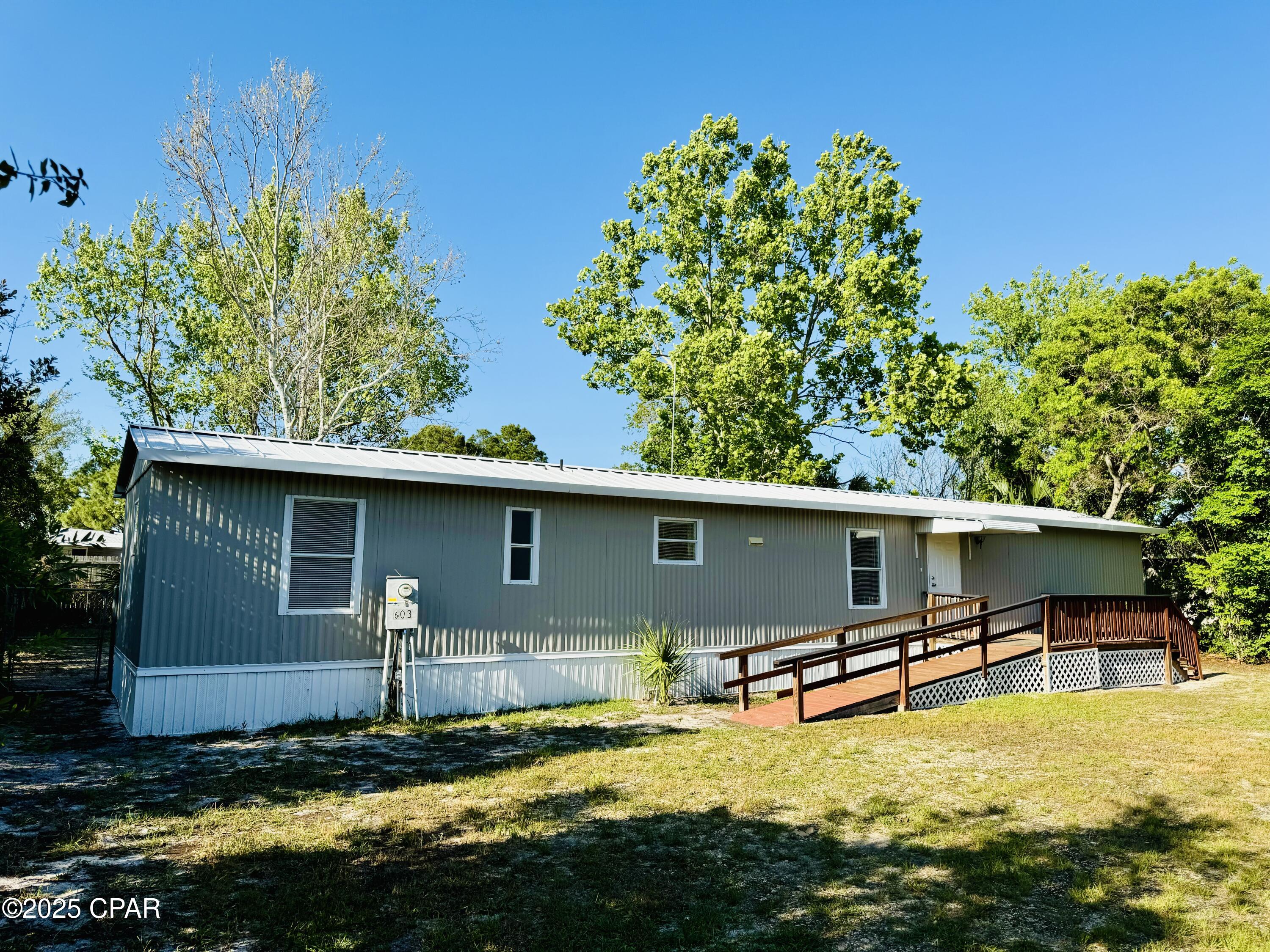 603 Live Oak Lane