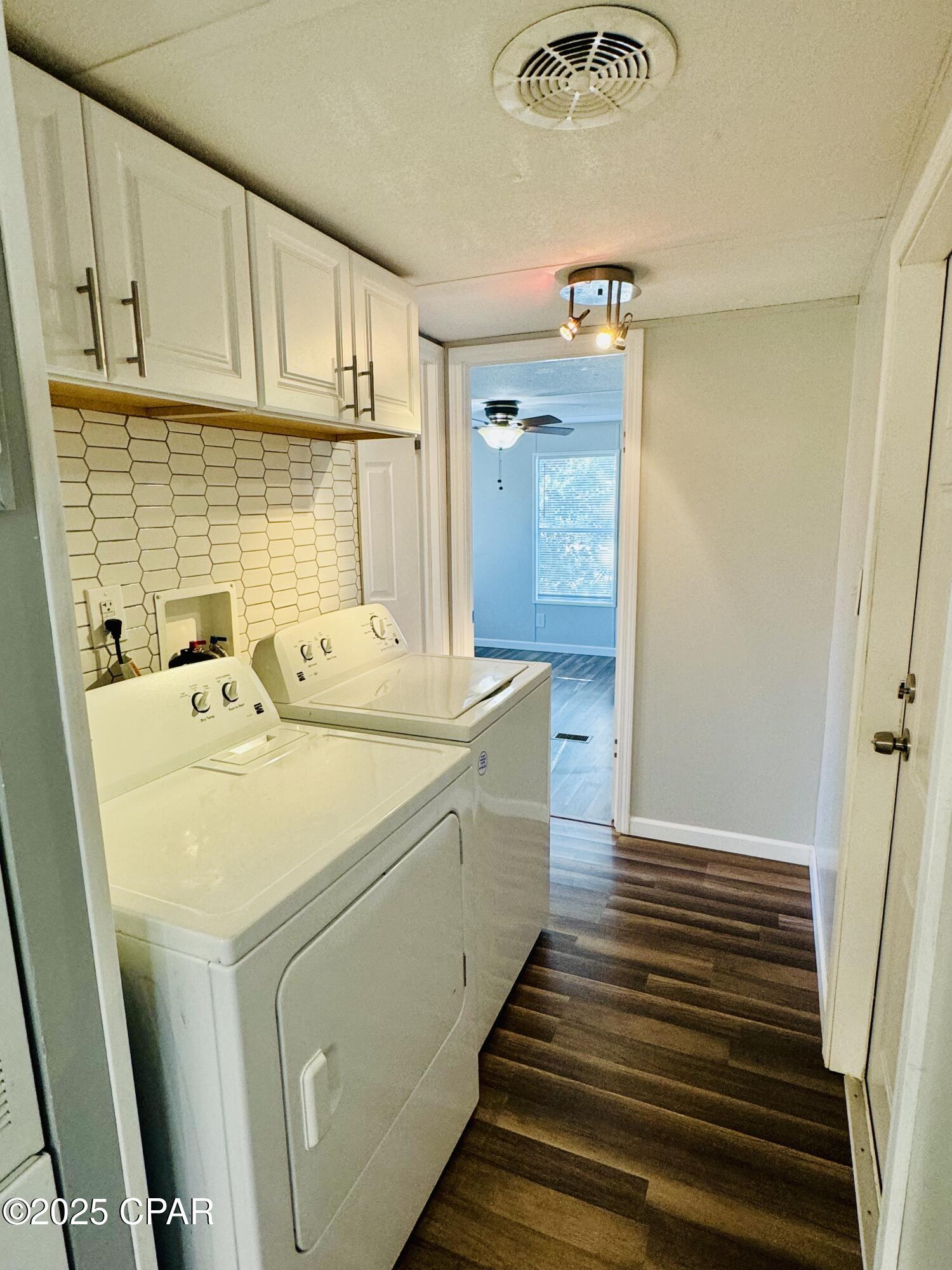 603 Live Oak Lane