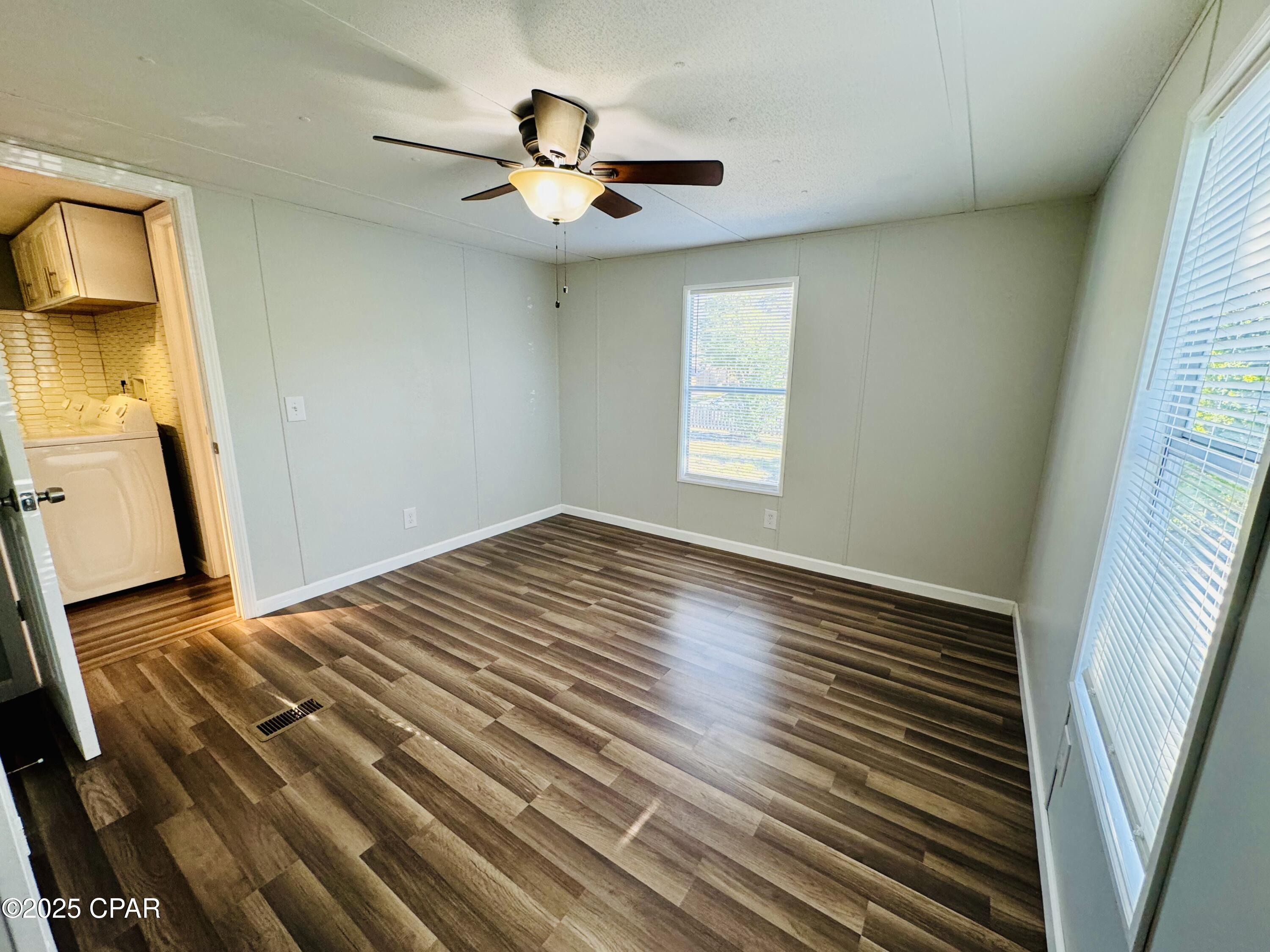 603 Live Oak Lane