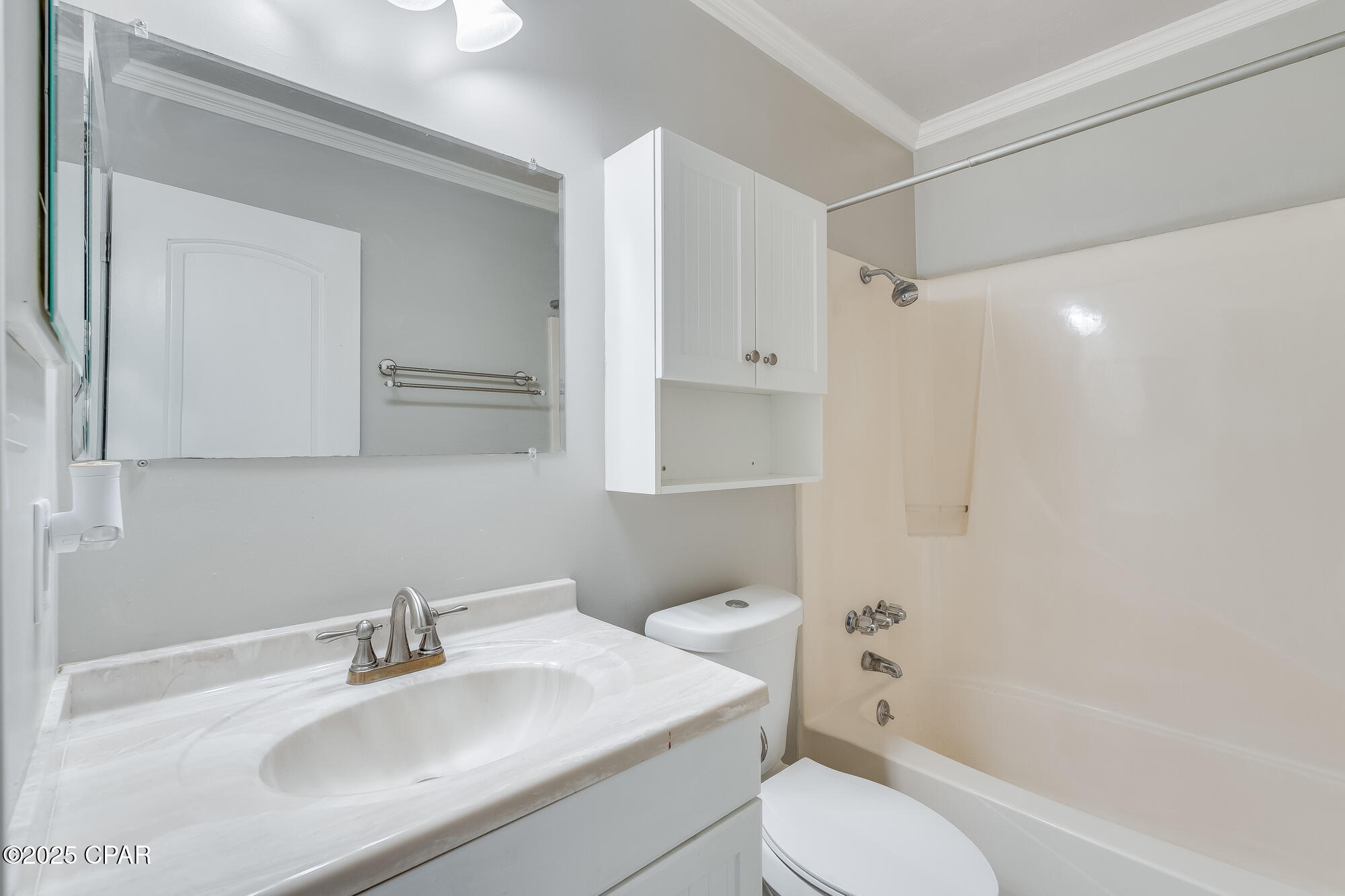 1025 W 19th Street 15D