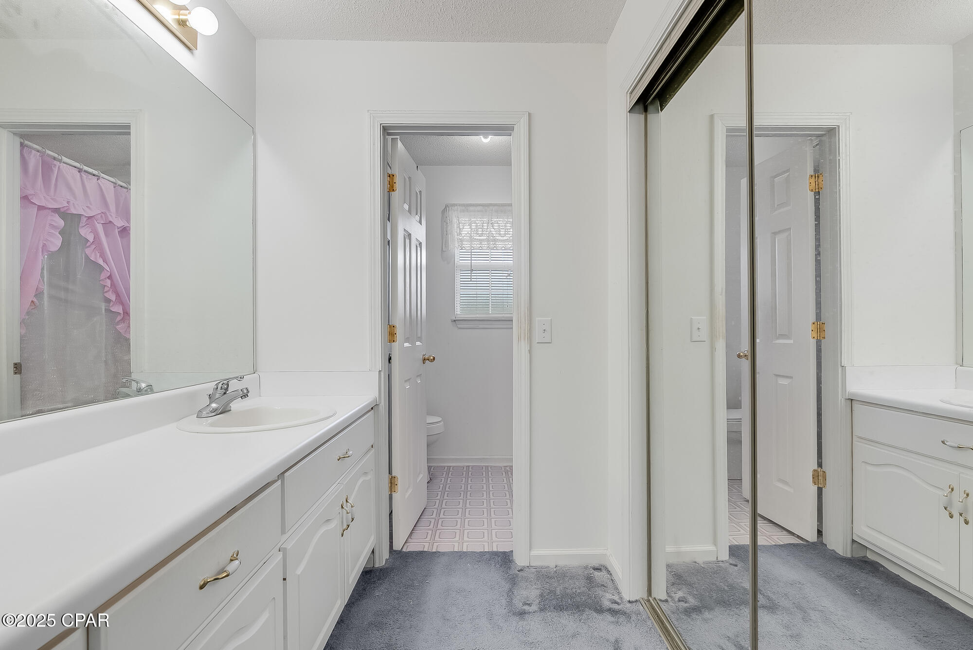 203 N El Centro Boulevard