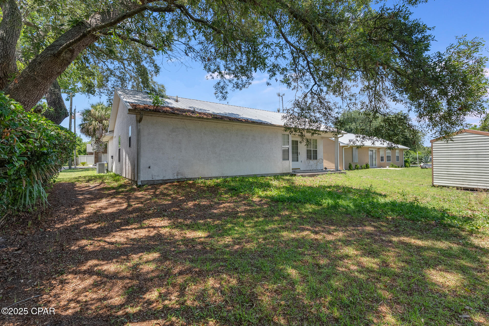 203 N El Centro Boulevard