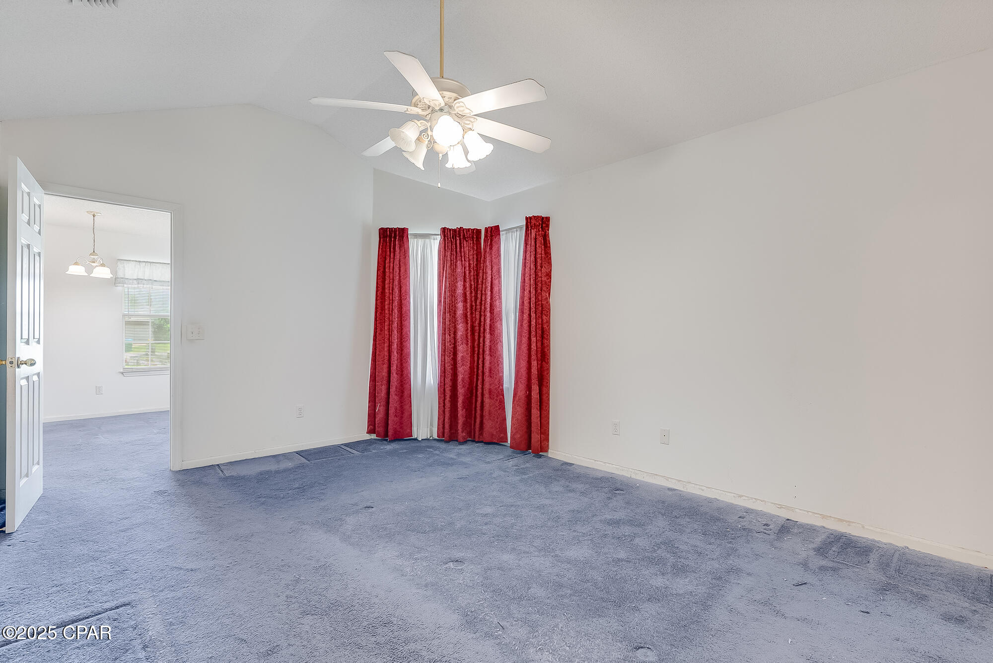 203 N El Centro Boulevard