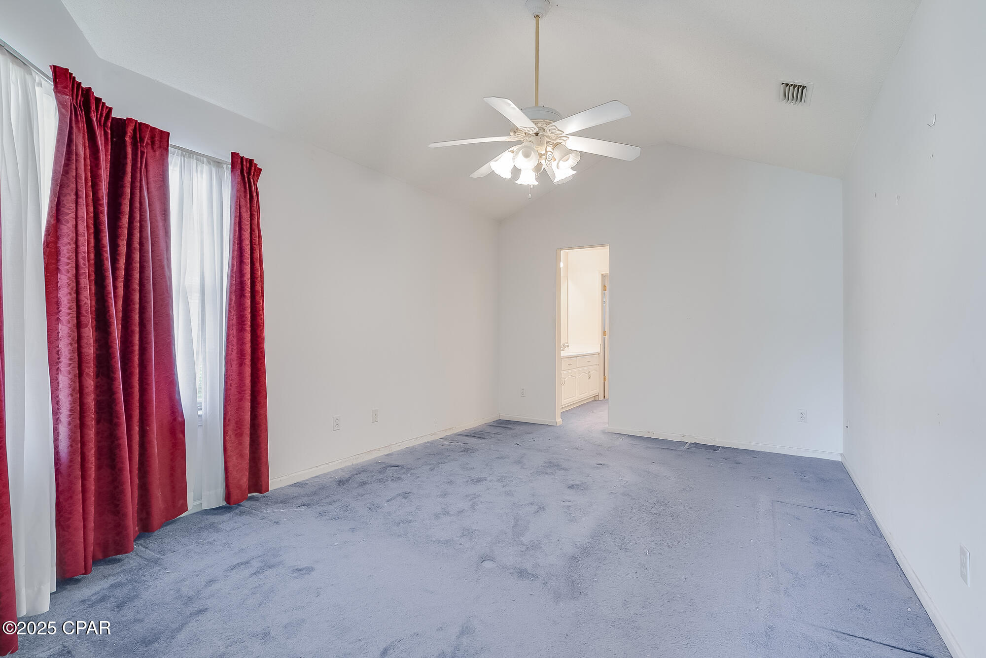 203 N El Centro Boulevard