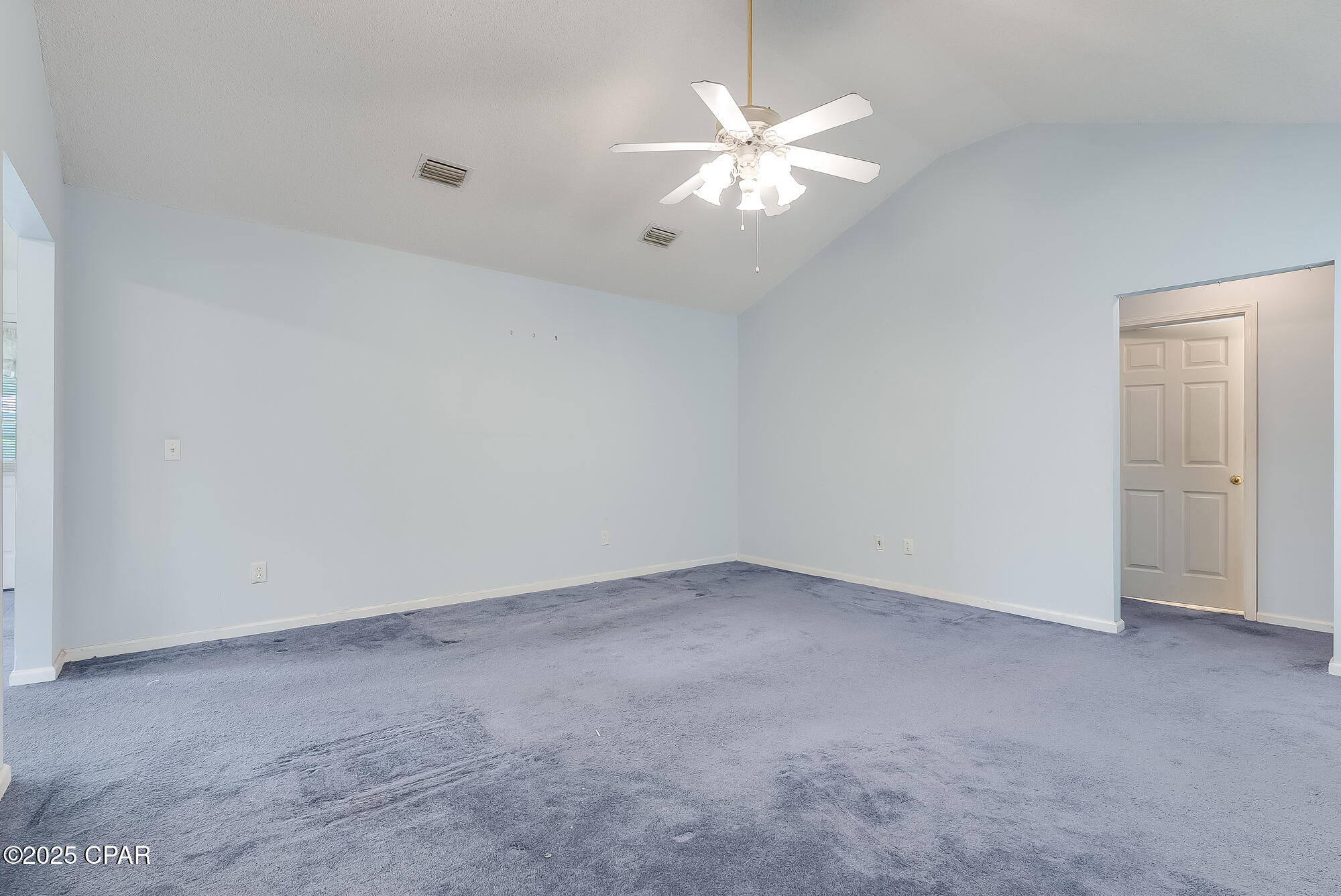 203 N El Centro Boulevard