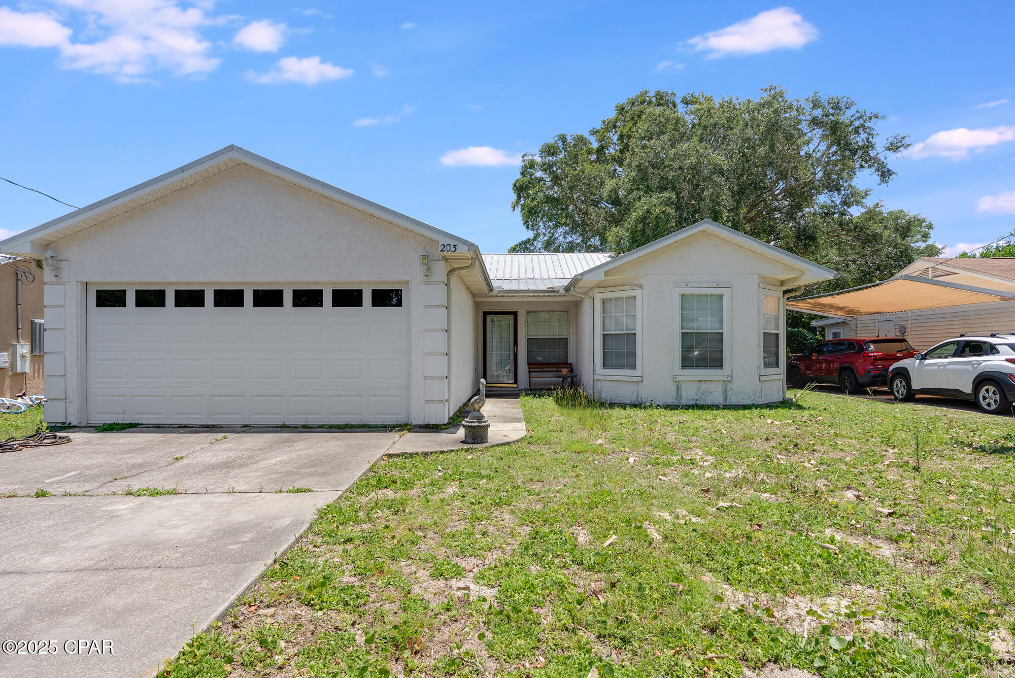 203 N El Centro Boulevard