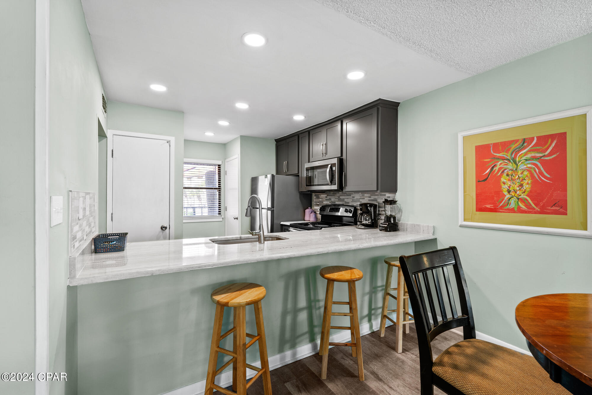 520 Richard Jackson Boulevard 512