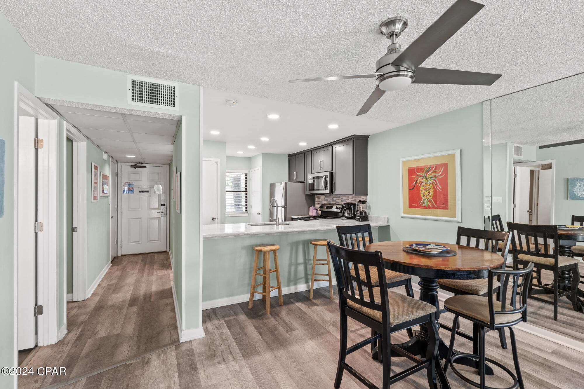 520 Richard Jackson Boulevard 512