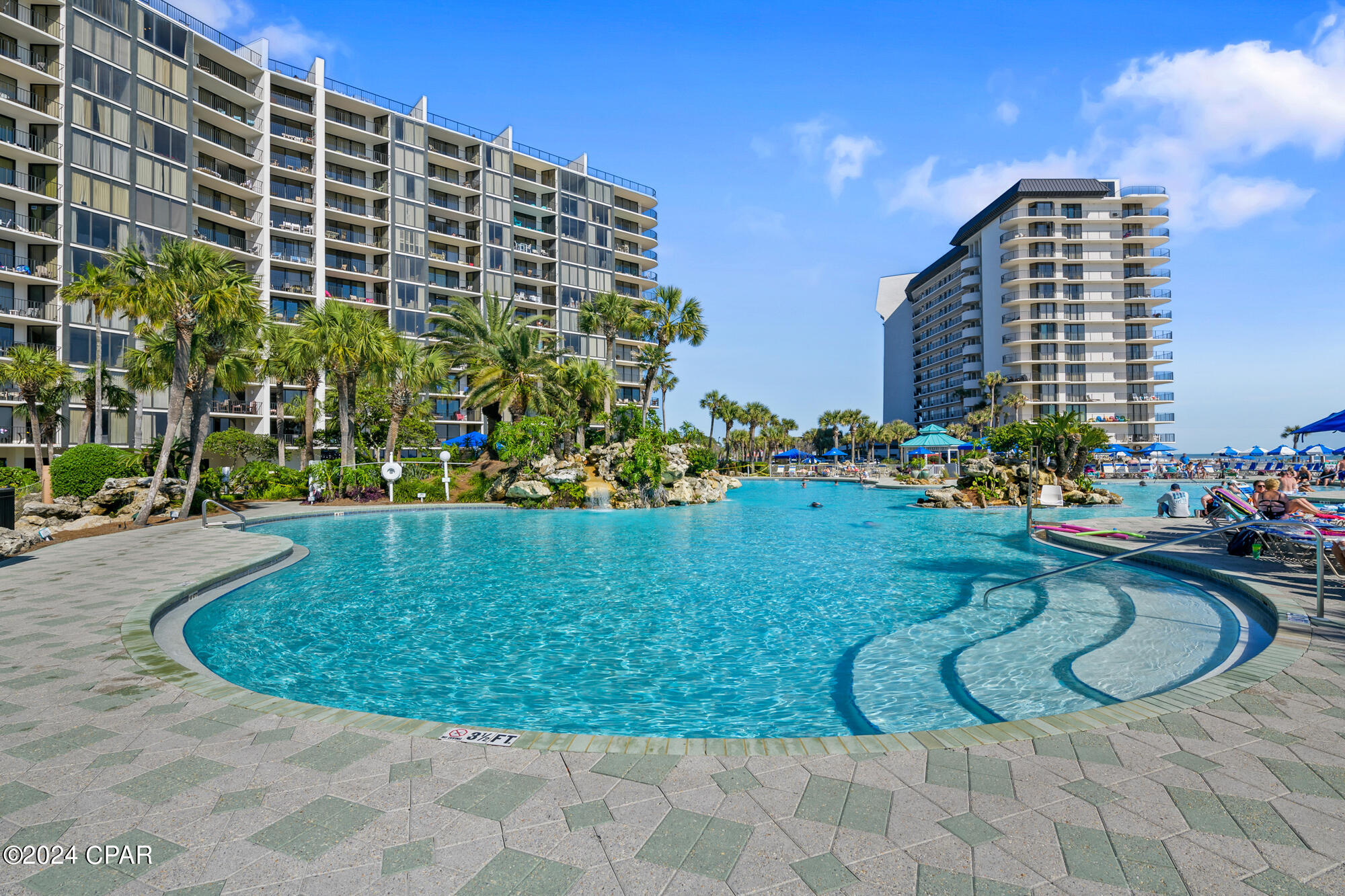 520 Richard Jackson Boulevard 512