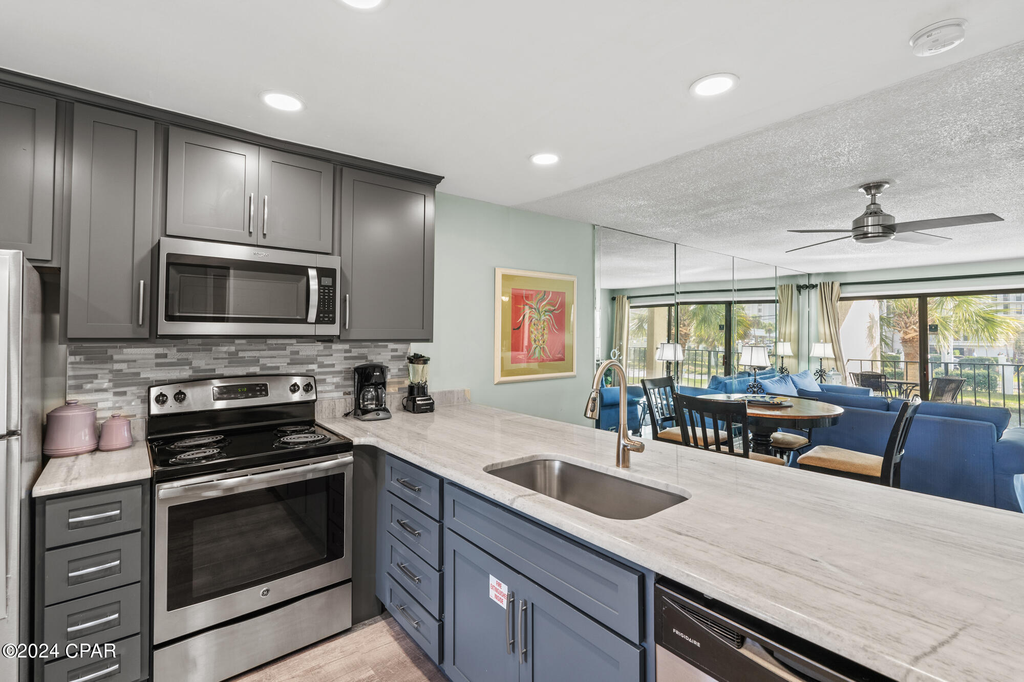 520 Richard Jackson Boulevard 512