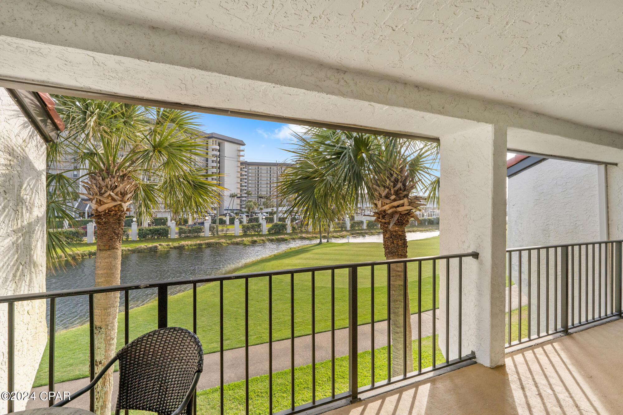 520 Richard Jackson Boulevard 512