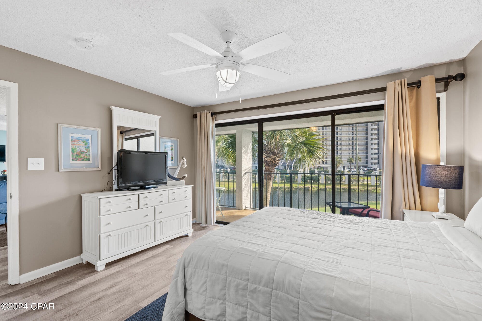 520 Richard Jackson Boulevard 512