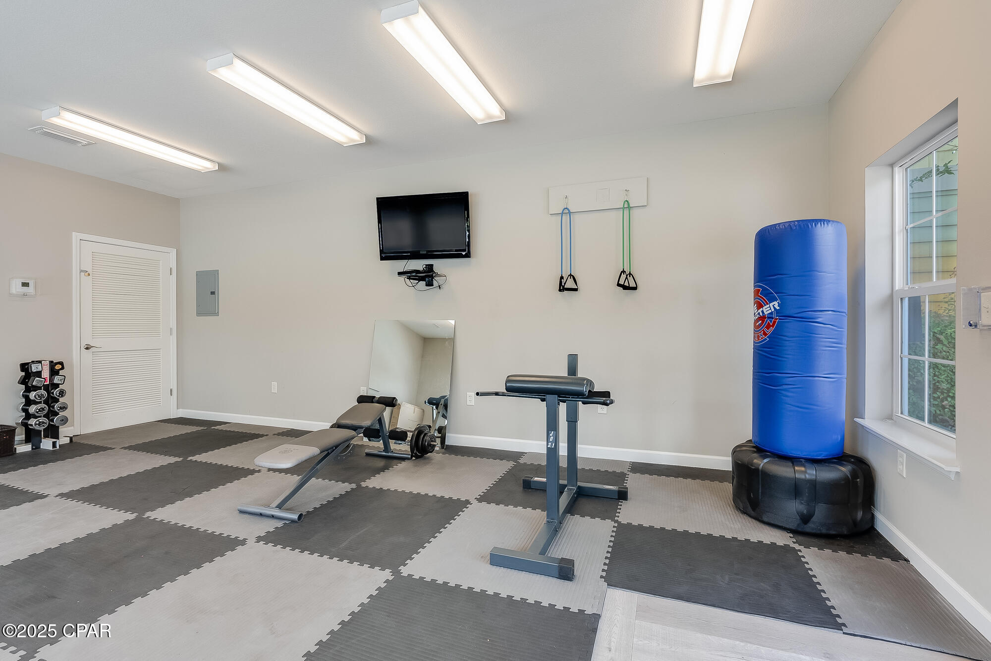 7228 Quail Hollow Drive