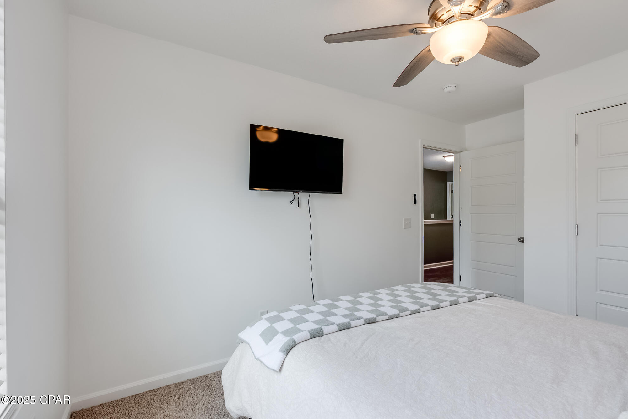 7228 Quail Hollow Drive